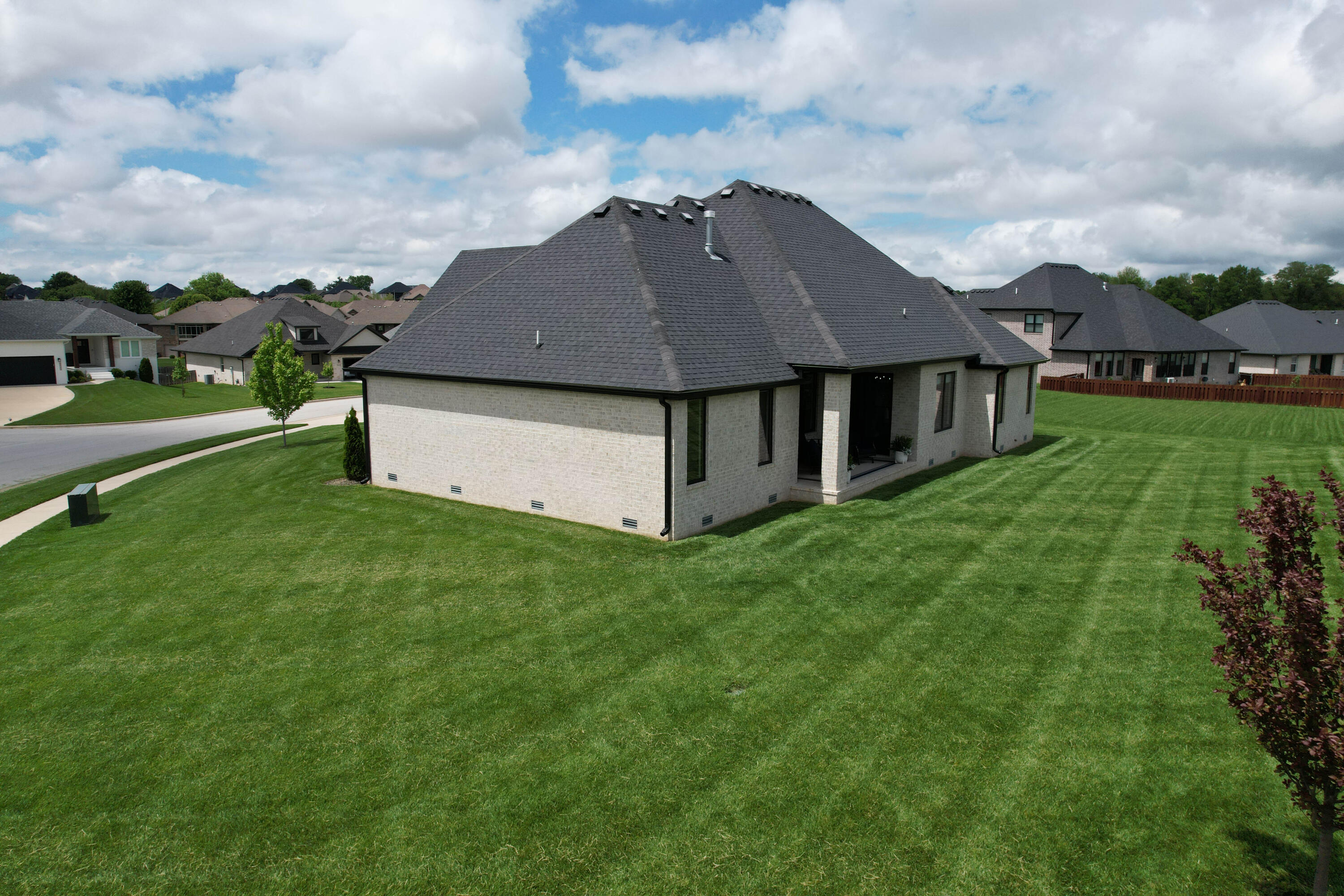1510 North Lake Edge Drive Property Photo 32