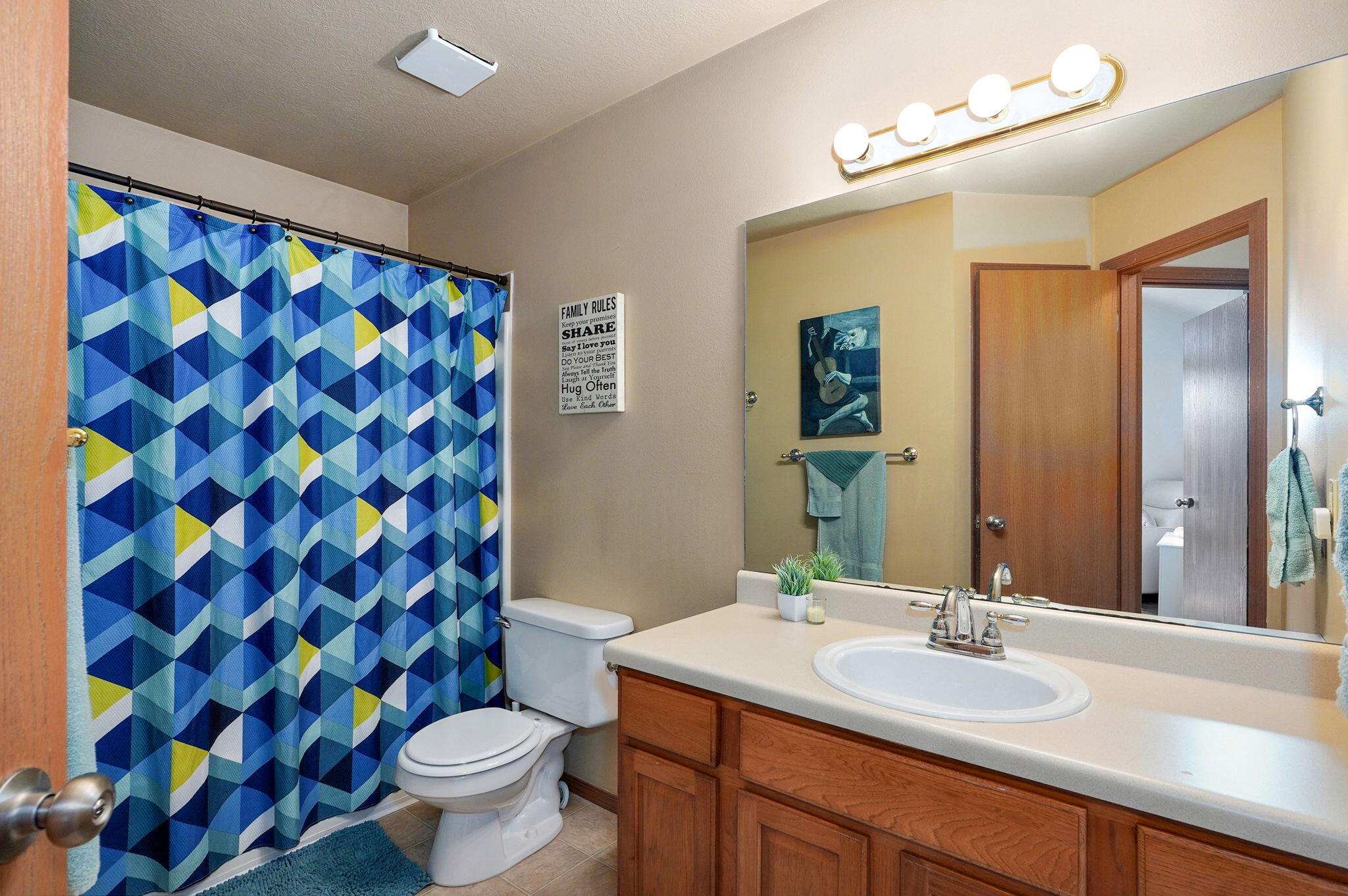 608 South Ashwood Court Property Photo 12