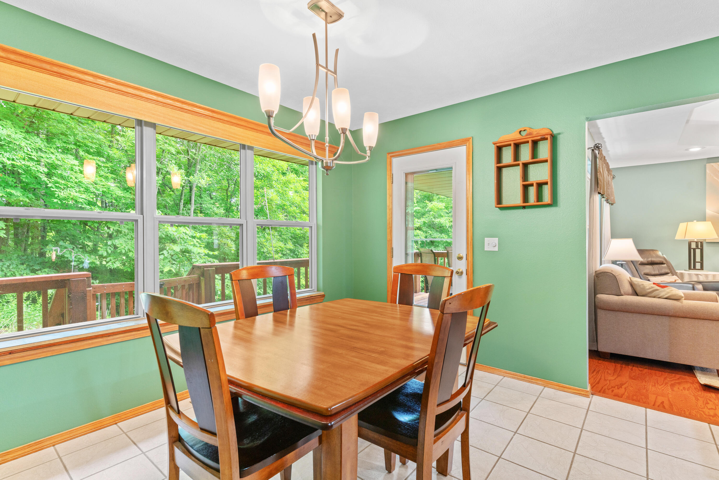 484 Twelve Point Road Property Photo 10