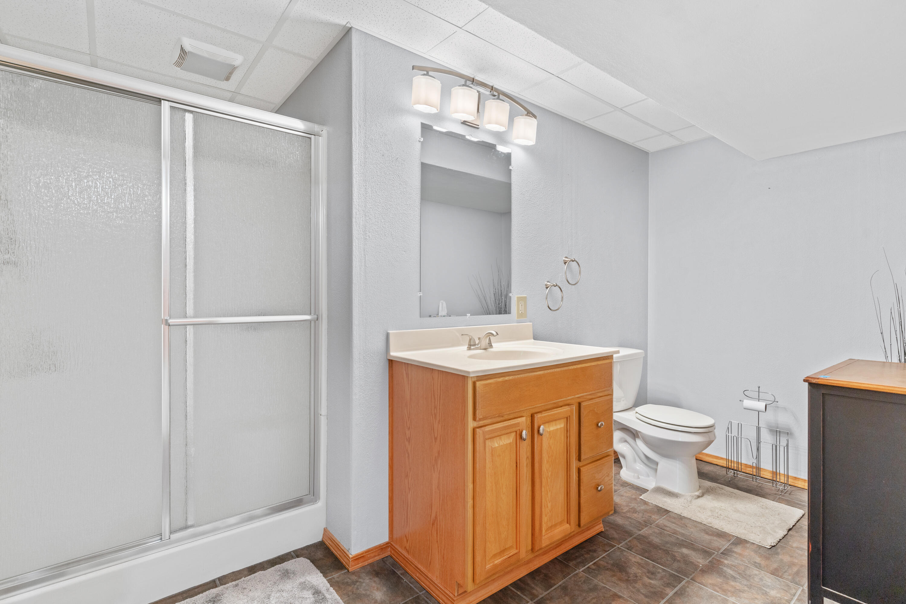 484 Twelve Point Road Property Photo 33
