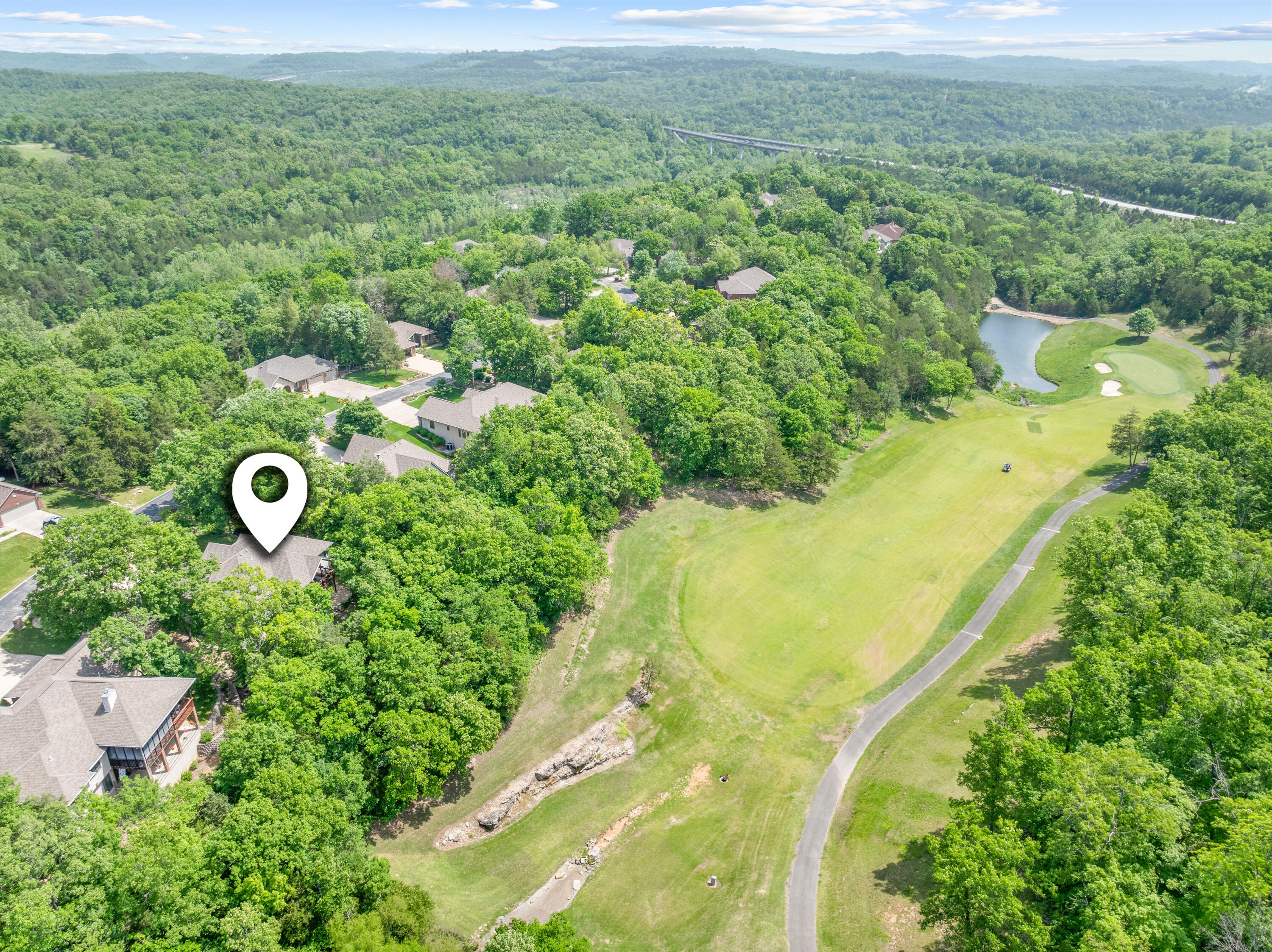 915 Silverbluff Circle Property Photo 3