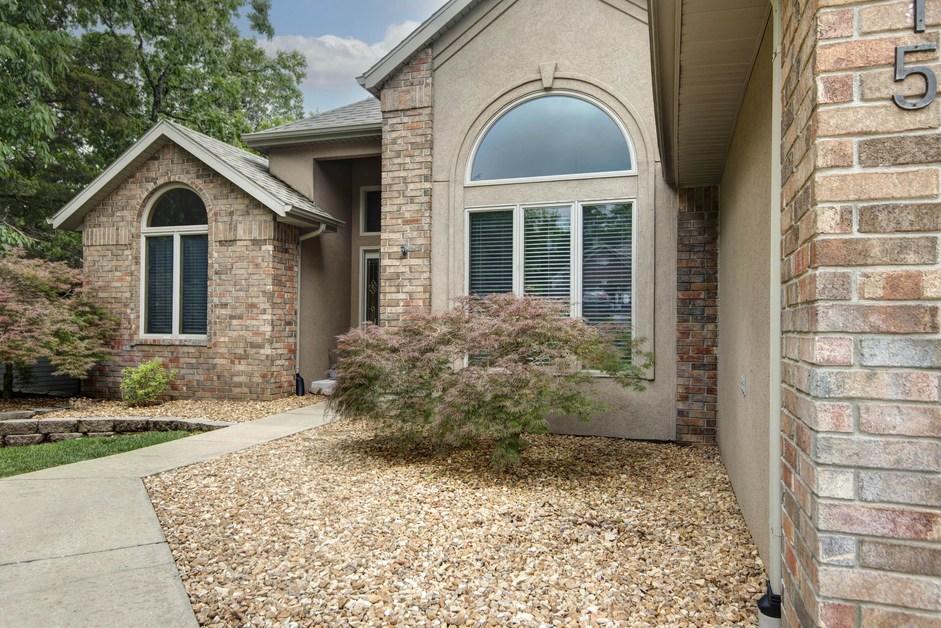 915 Silverbluff Circle Property Photo 7