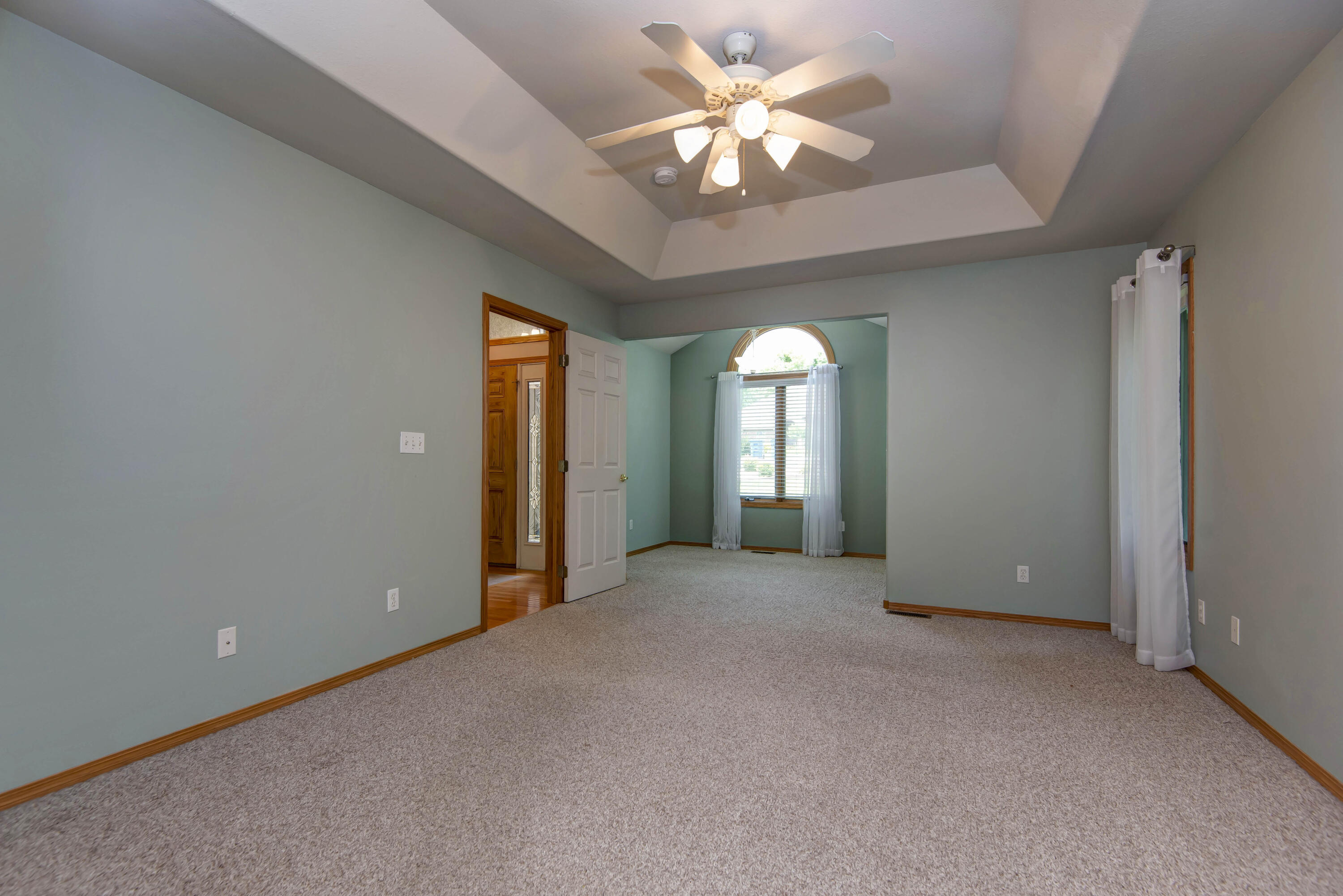 915 Silverbluff Circle Property Photo 24