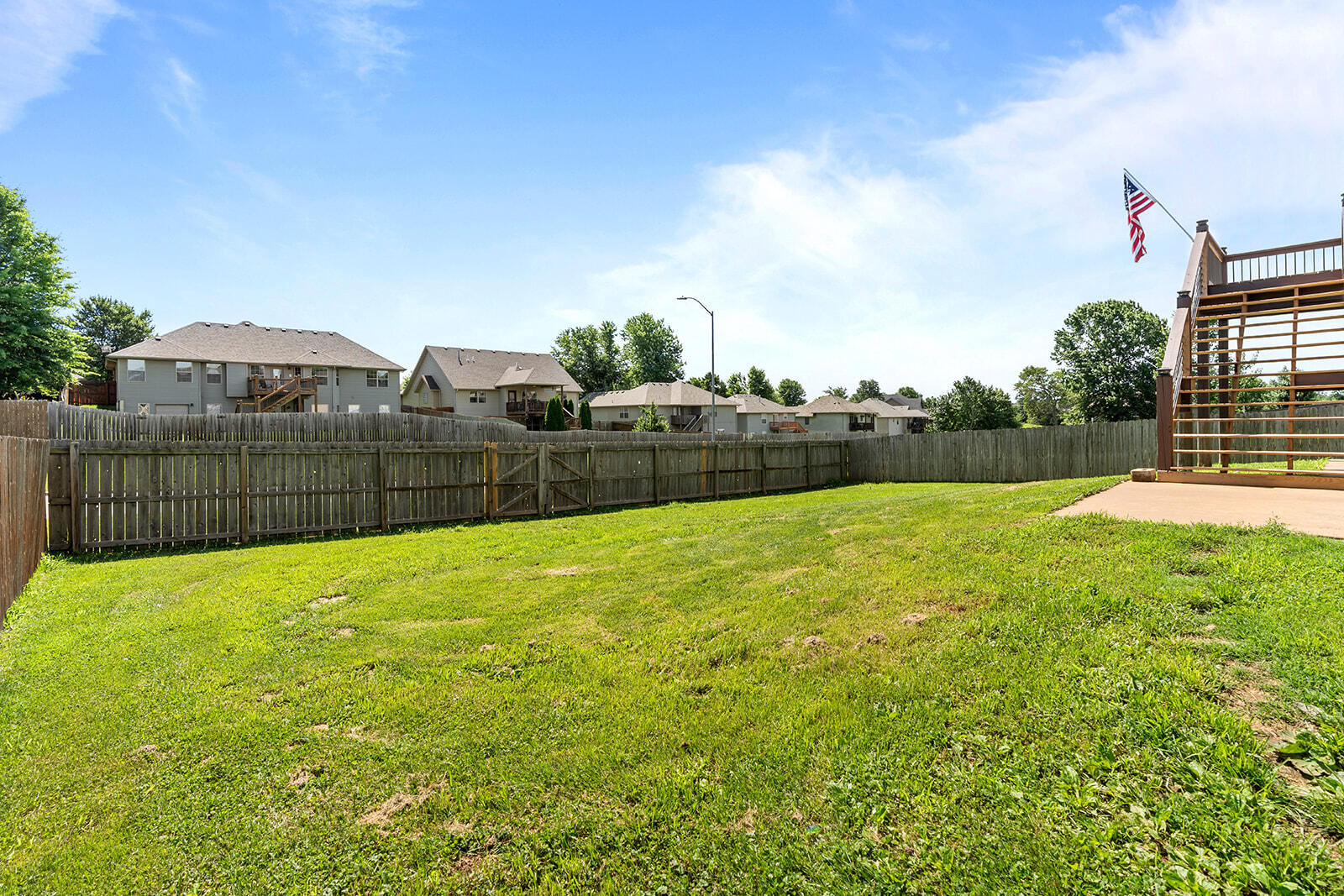 628 North Alexandria Street Property Photo 44