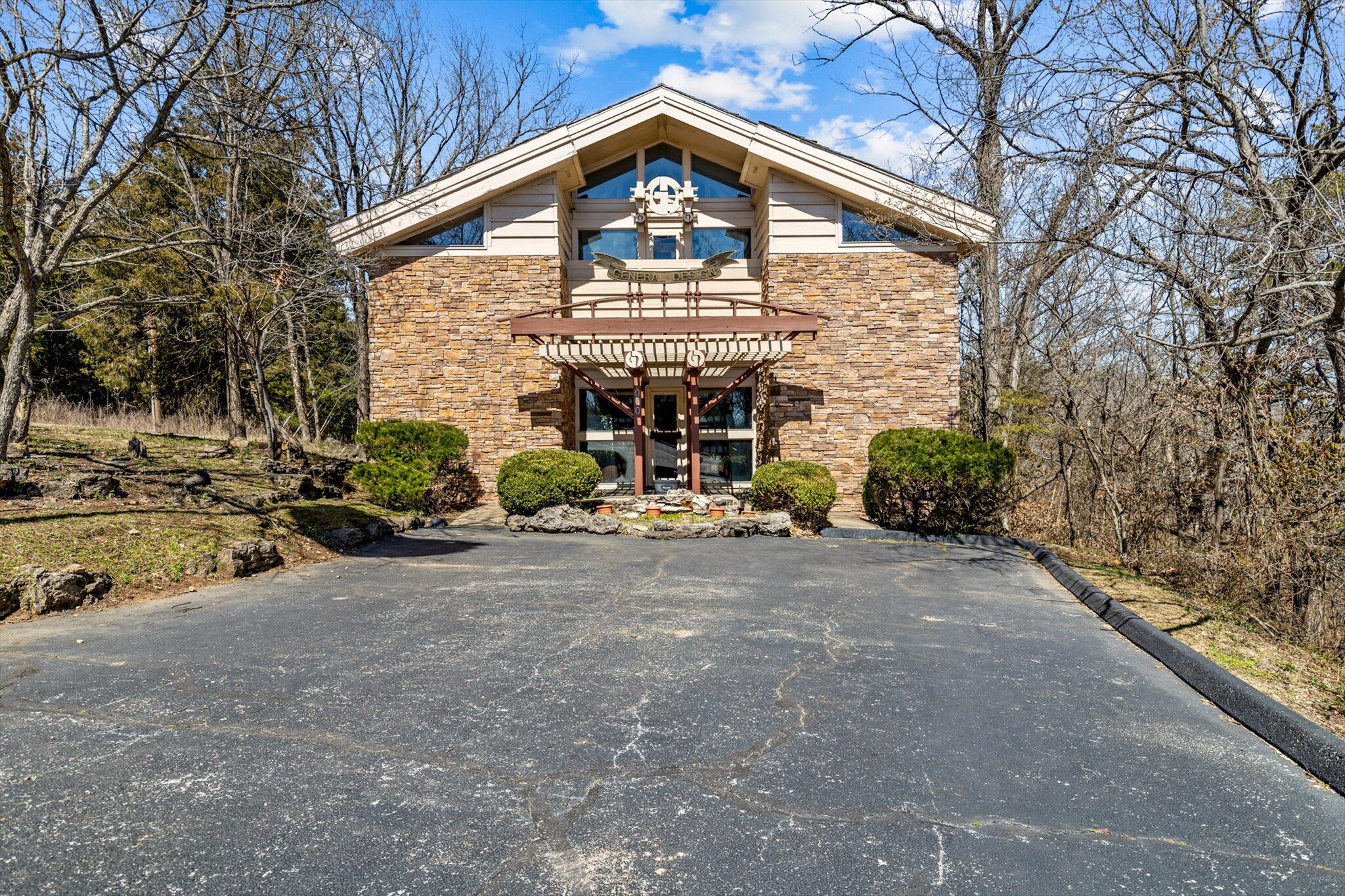 1000 Branson Landing Boulevard Property Photo 1
