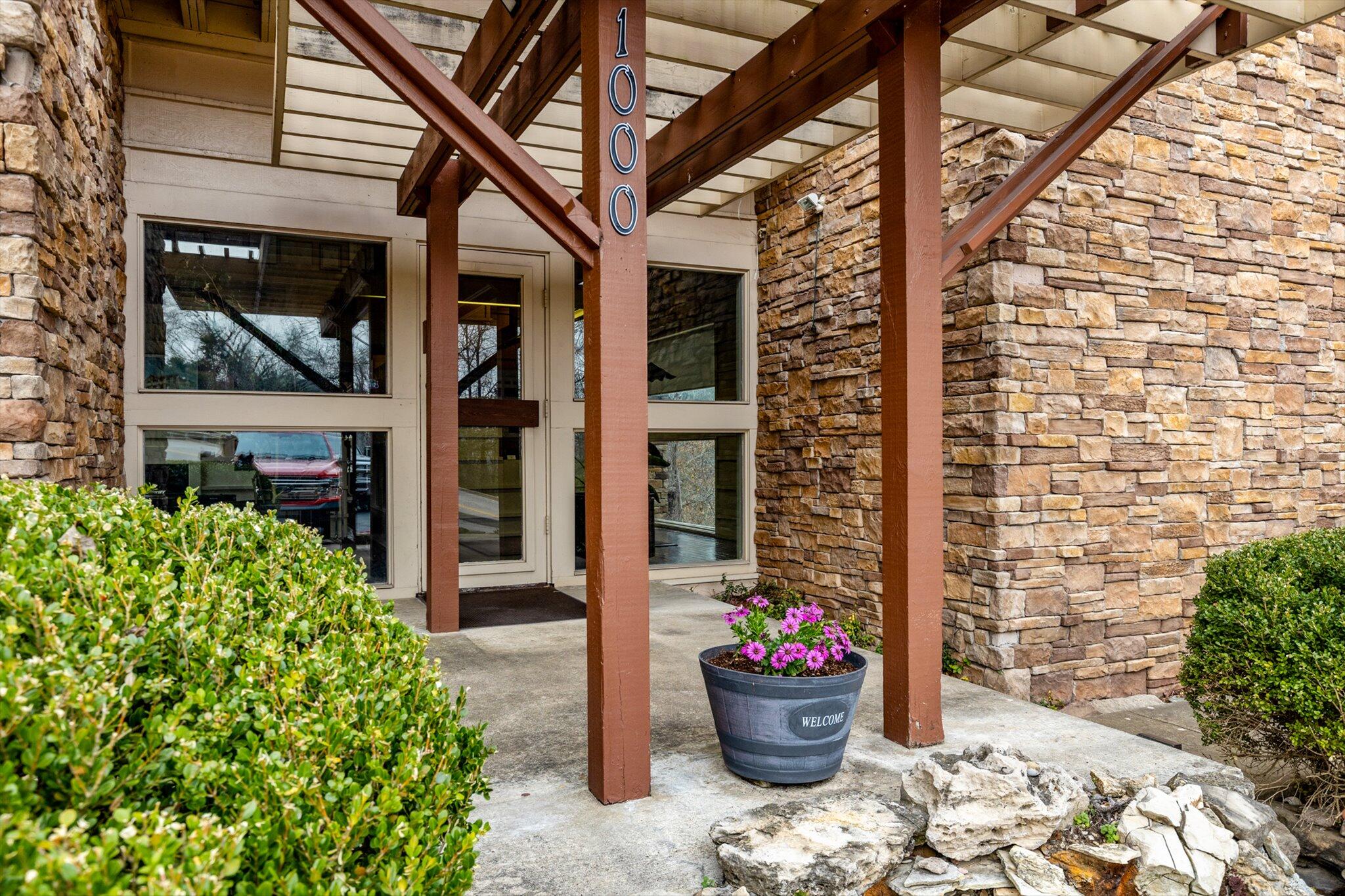 1000 Branson Landing Boulevard Property Photo 15
