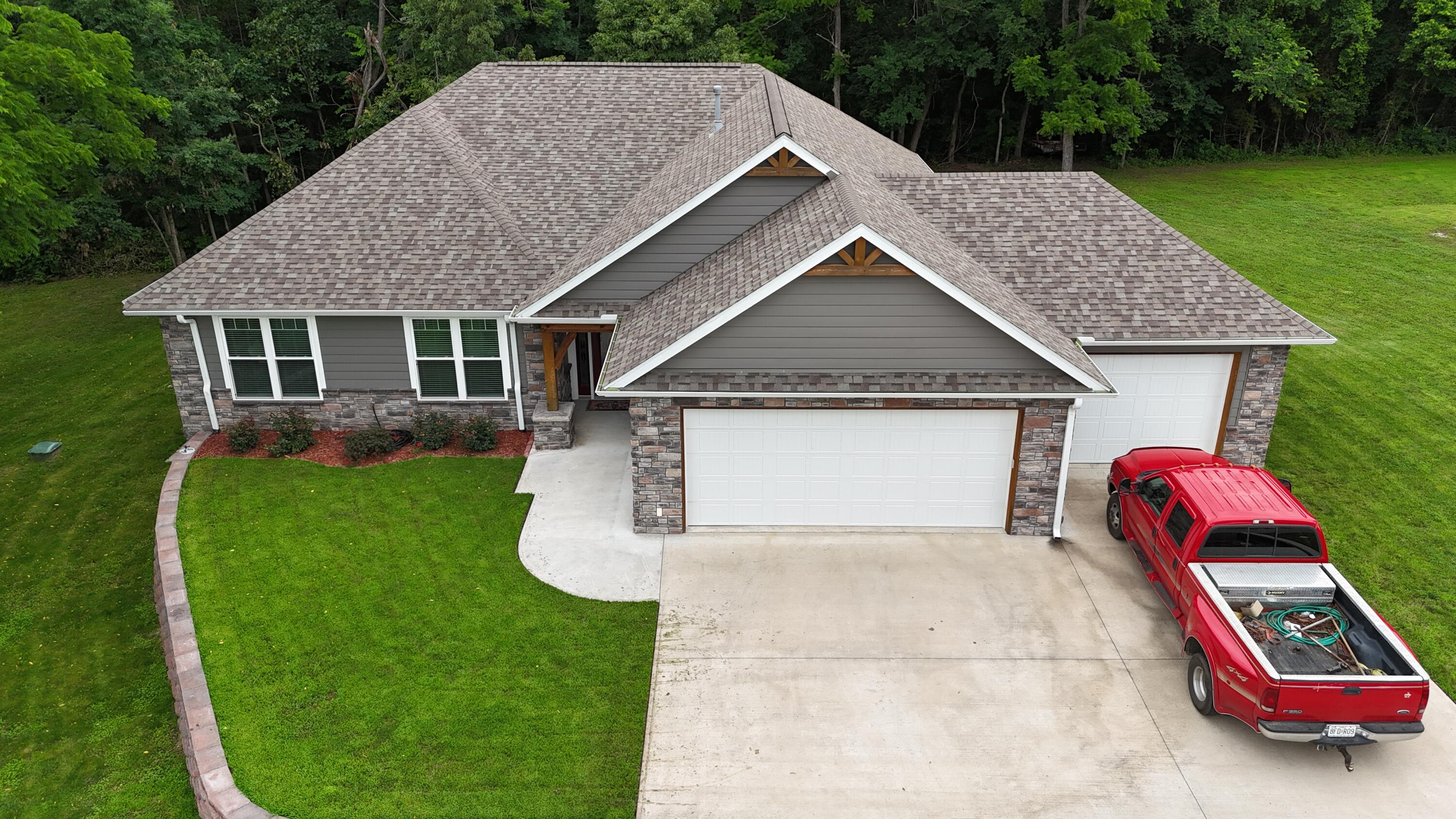 21791 Mill Creek Drive Property Photo 4