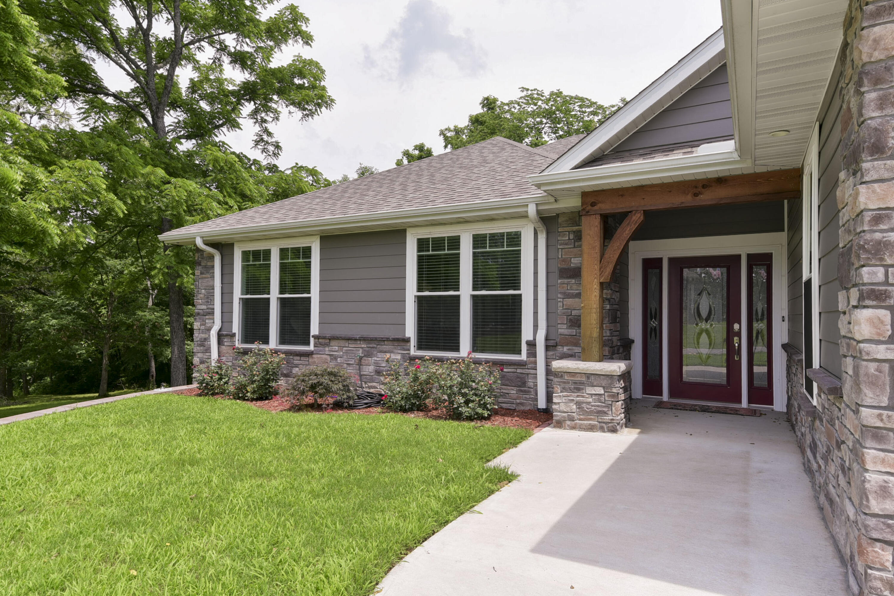 21791 Mill Creek Drive Property Photo 5