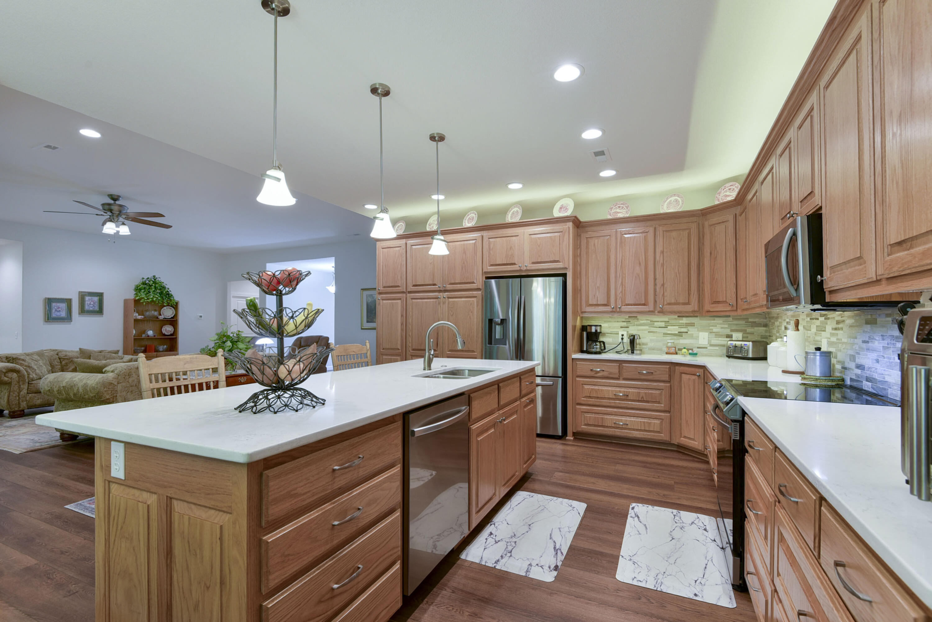 21791 Mill Creek Drive Property Photo 15