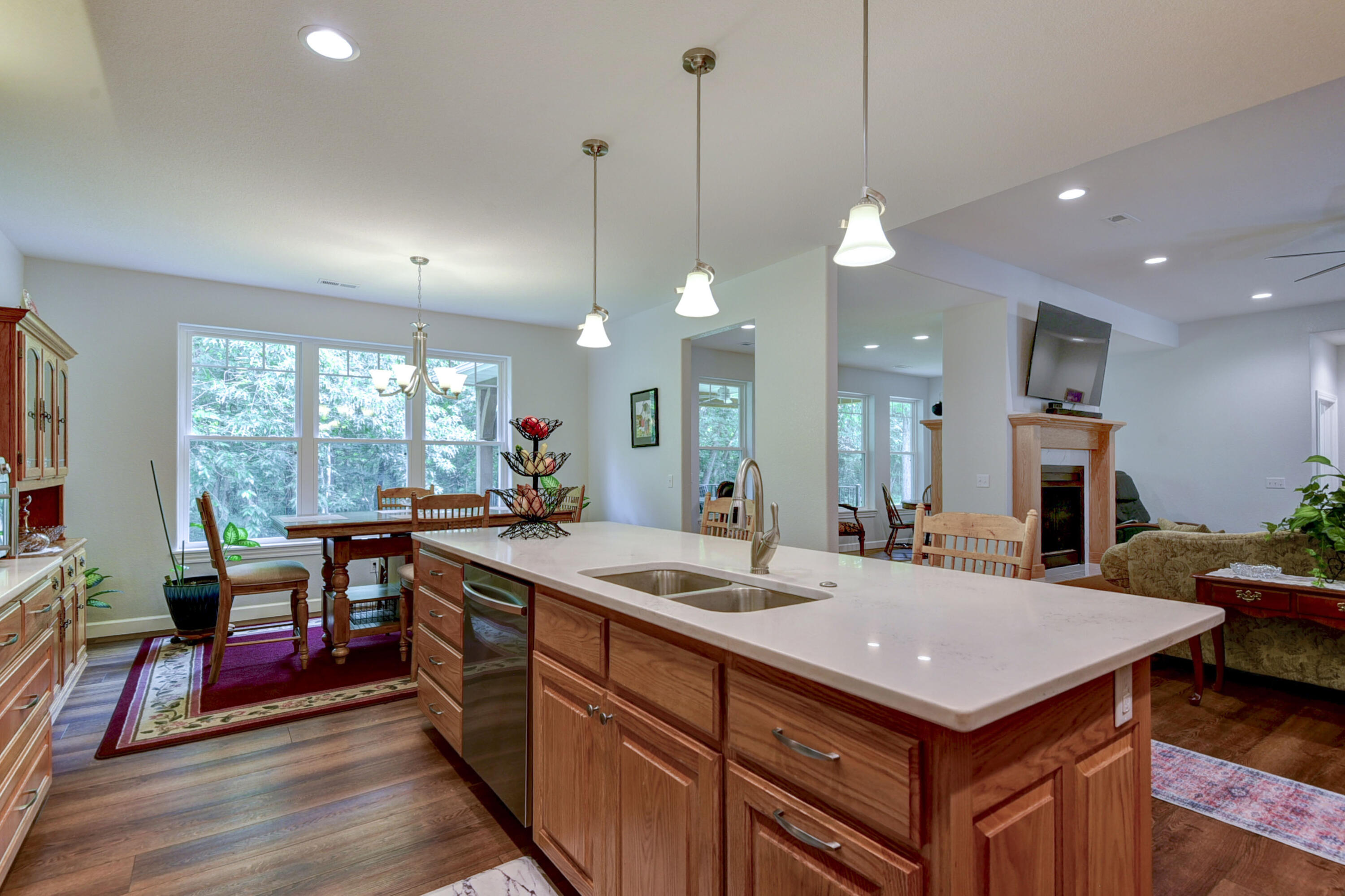 21791 Mill Creek Drive Property Photo 16