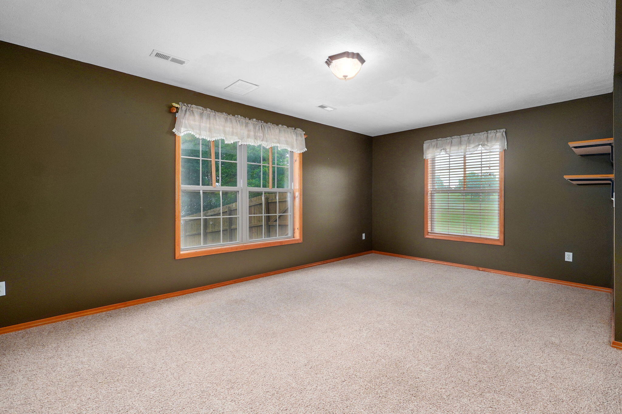136 Cedar Dale Lane Property Photo 37