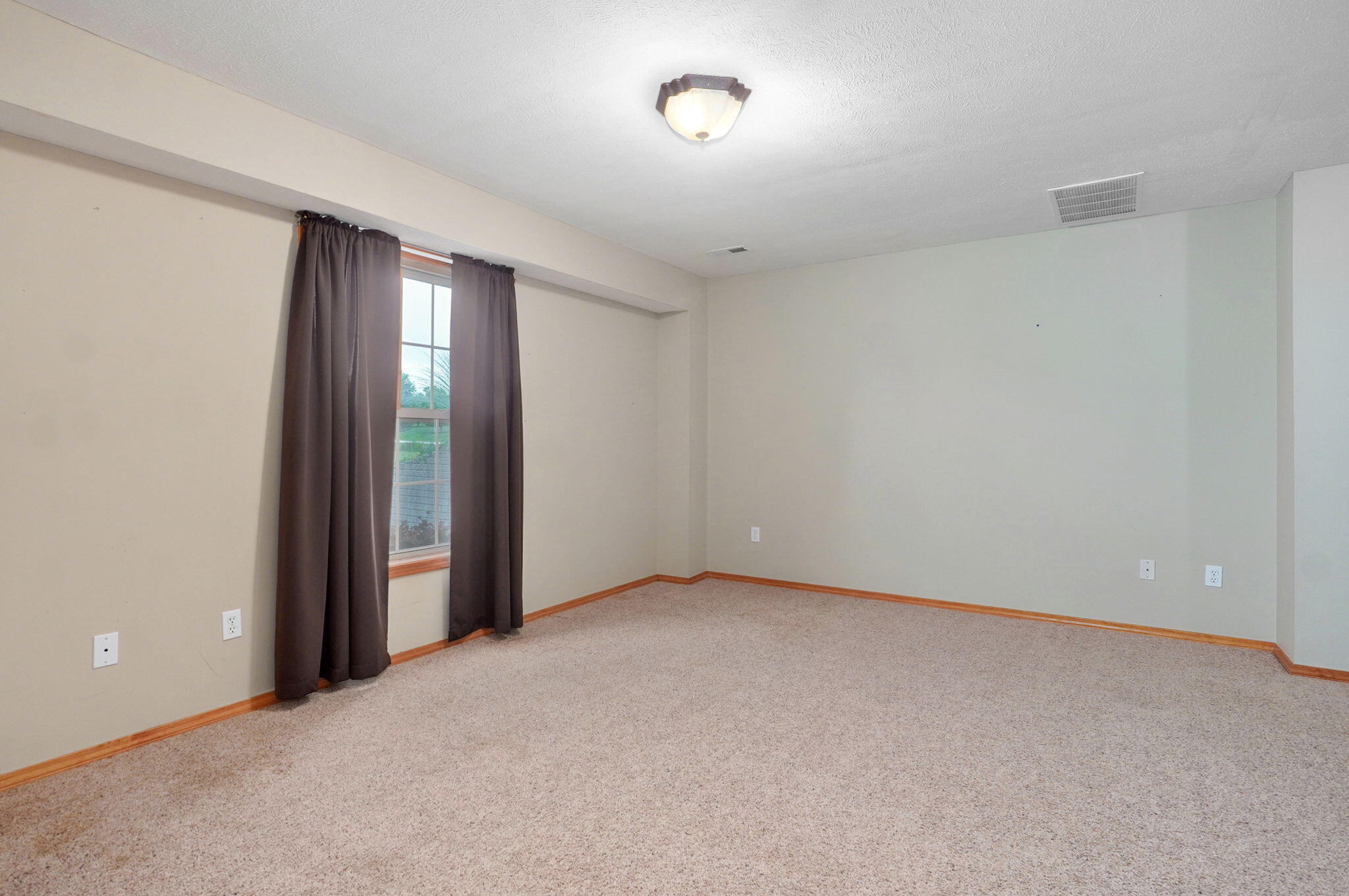 136 Cedar Dale Lane Property Photo 38