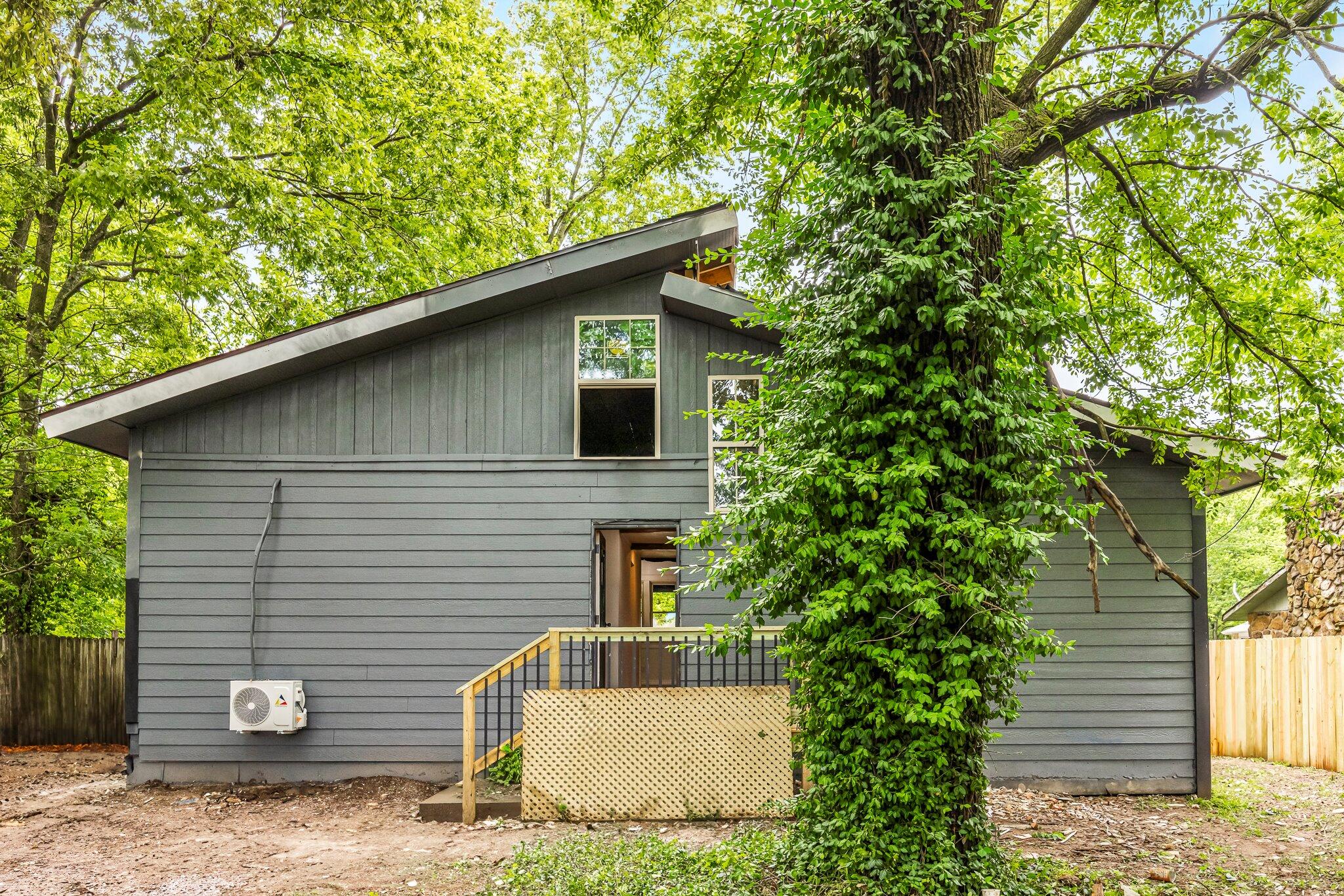189 Walnut Street Property Photo 4