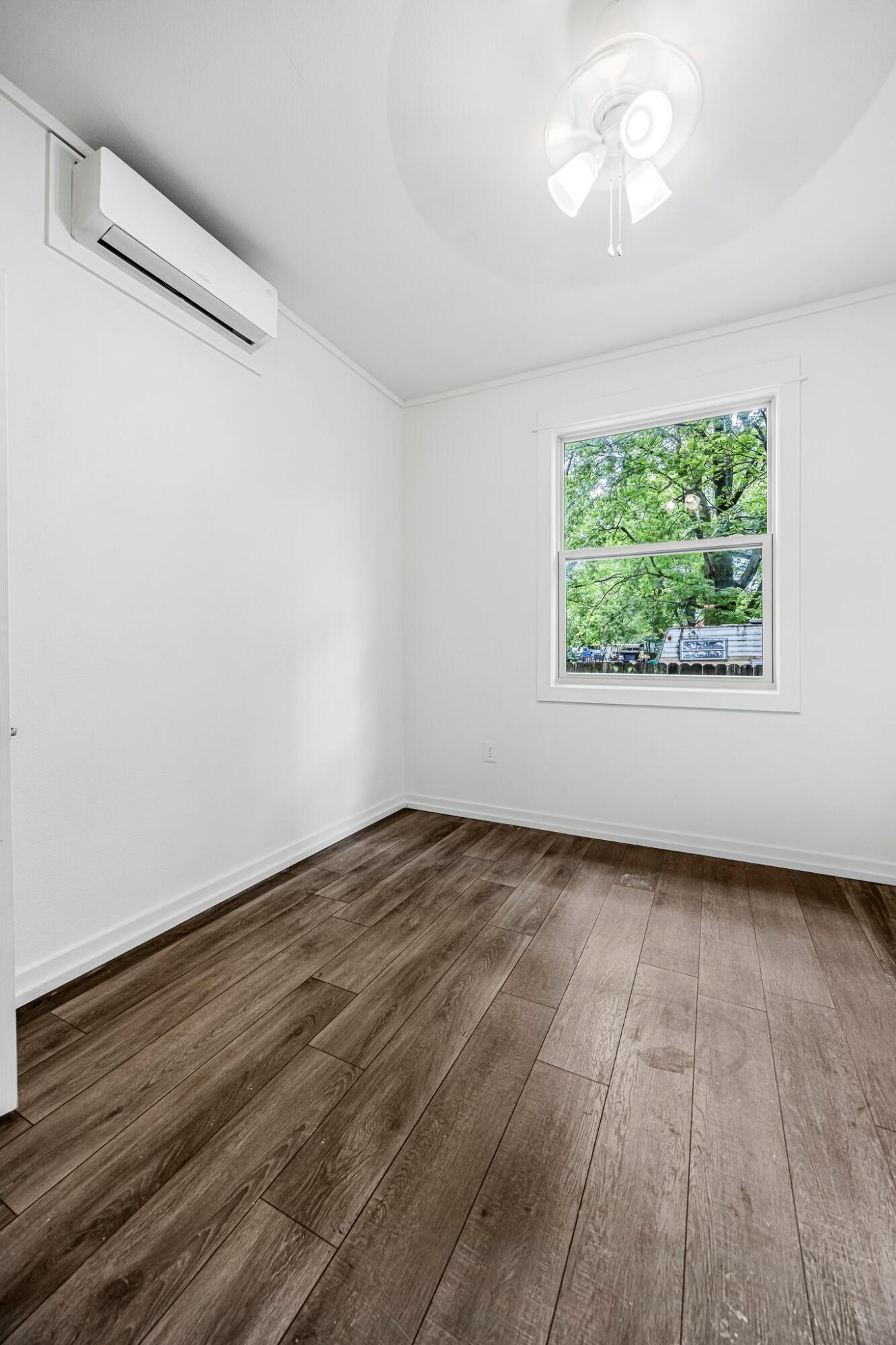 189 Walnut Street Property Photo 18