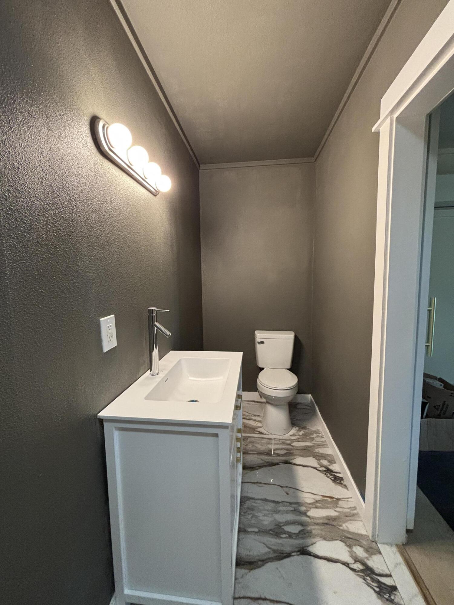 189 Walnut Street Property Photo 22