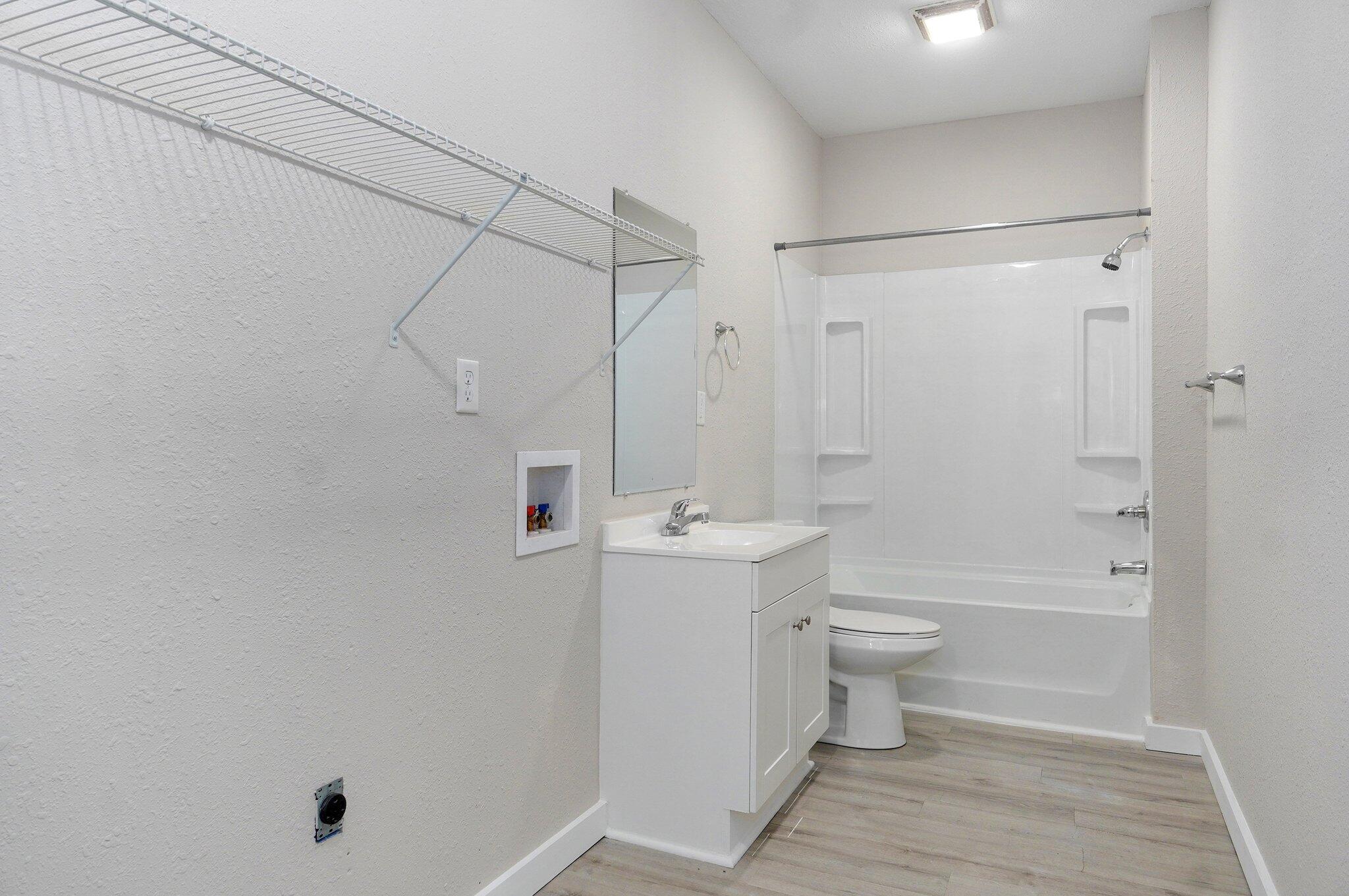 619 North Nettleton Avenue Property Photo 11