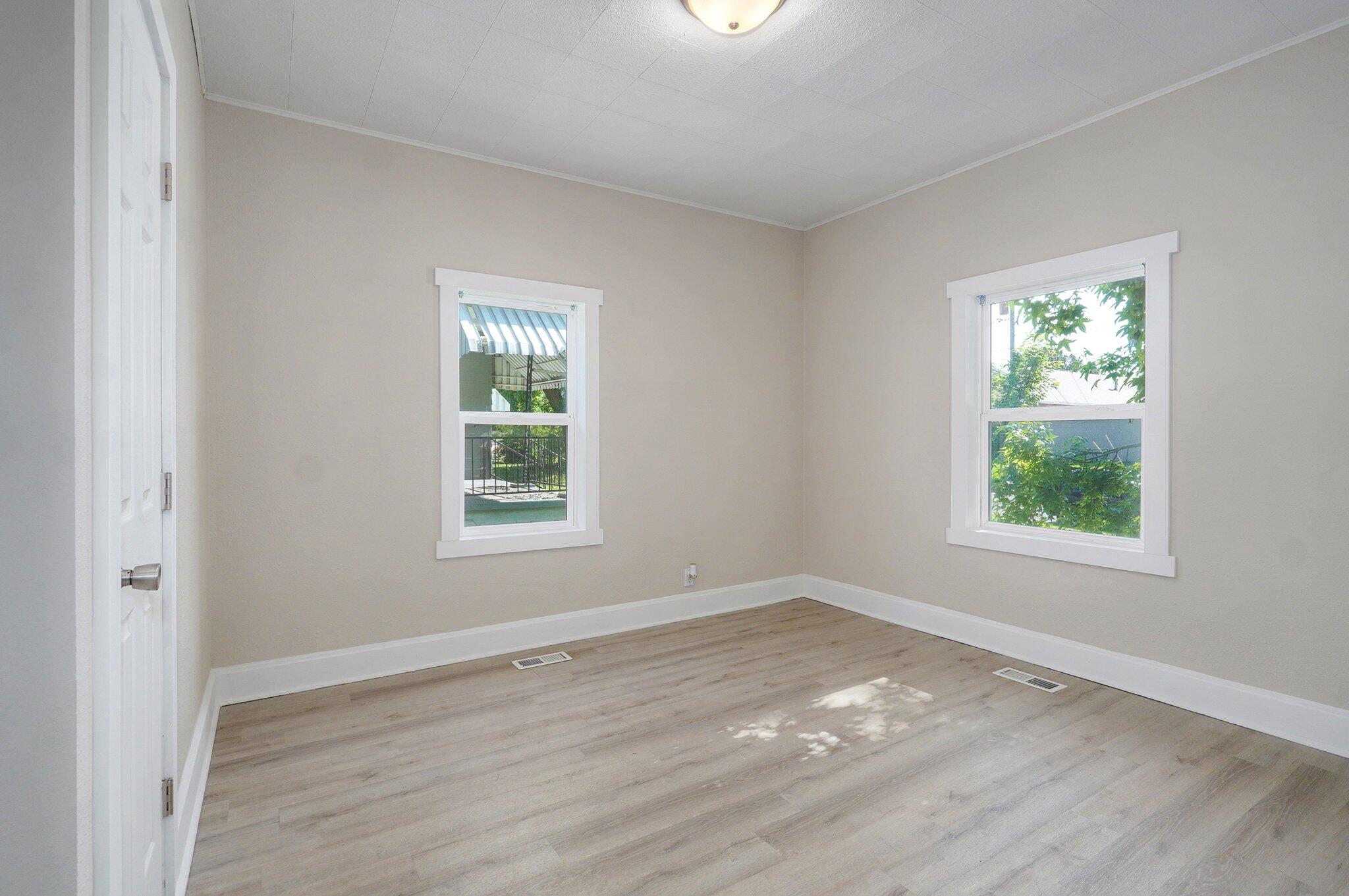 619 North Nettleton Avenue Property Photo 13