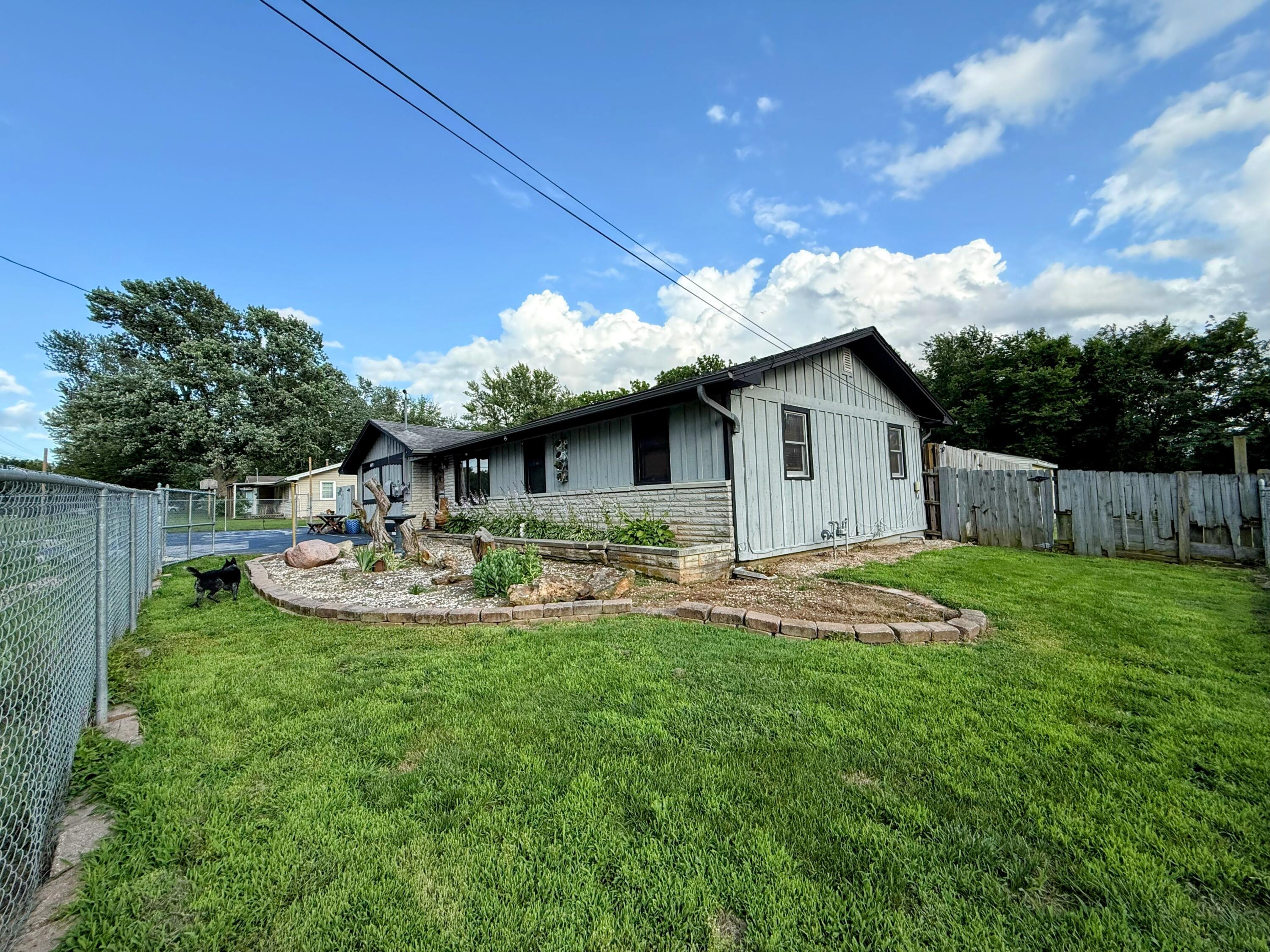 6424 West Farm Rd 140 Property Photo 5