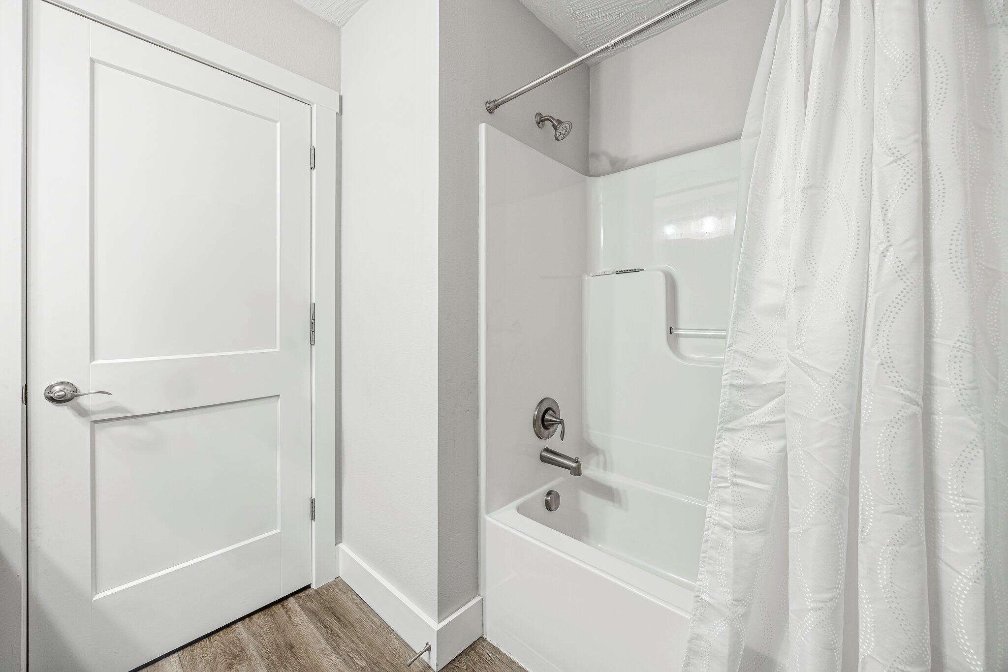 893 Azalea Lane Property Photo 17