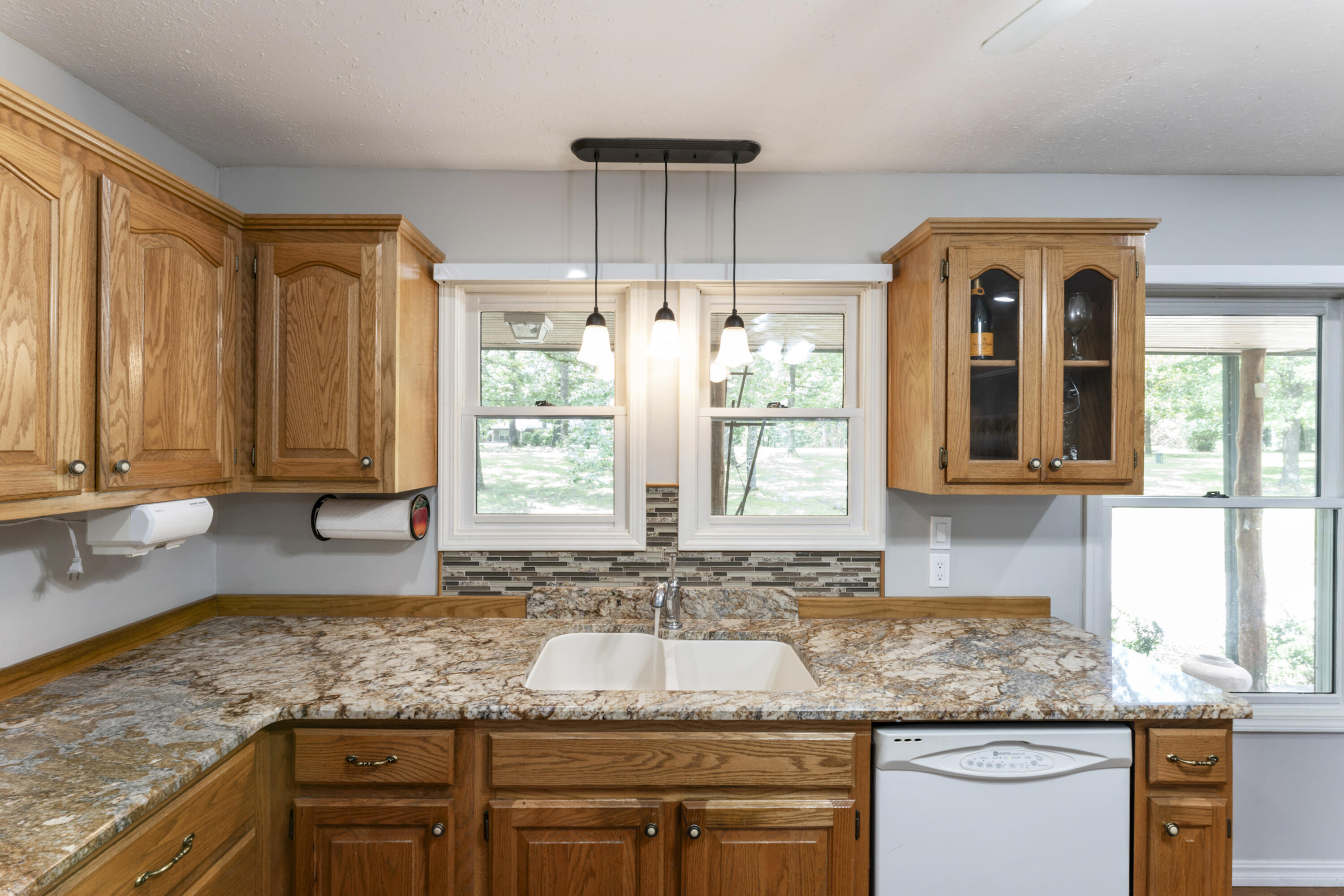 28812 Farm Road 1250 Property Photo 11