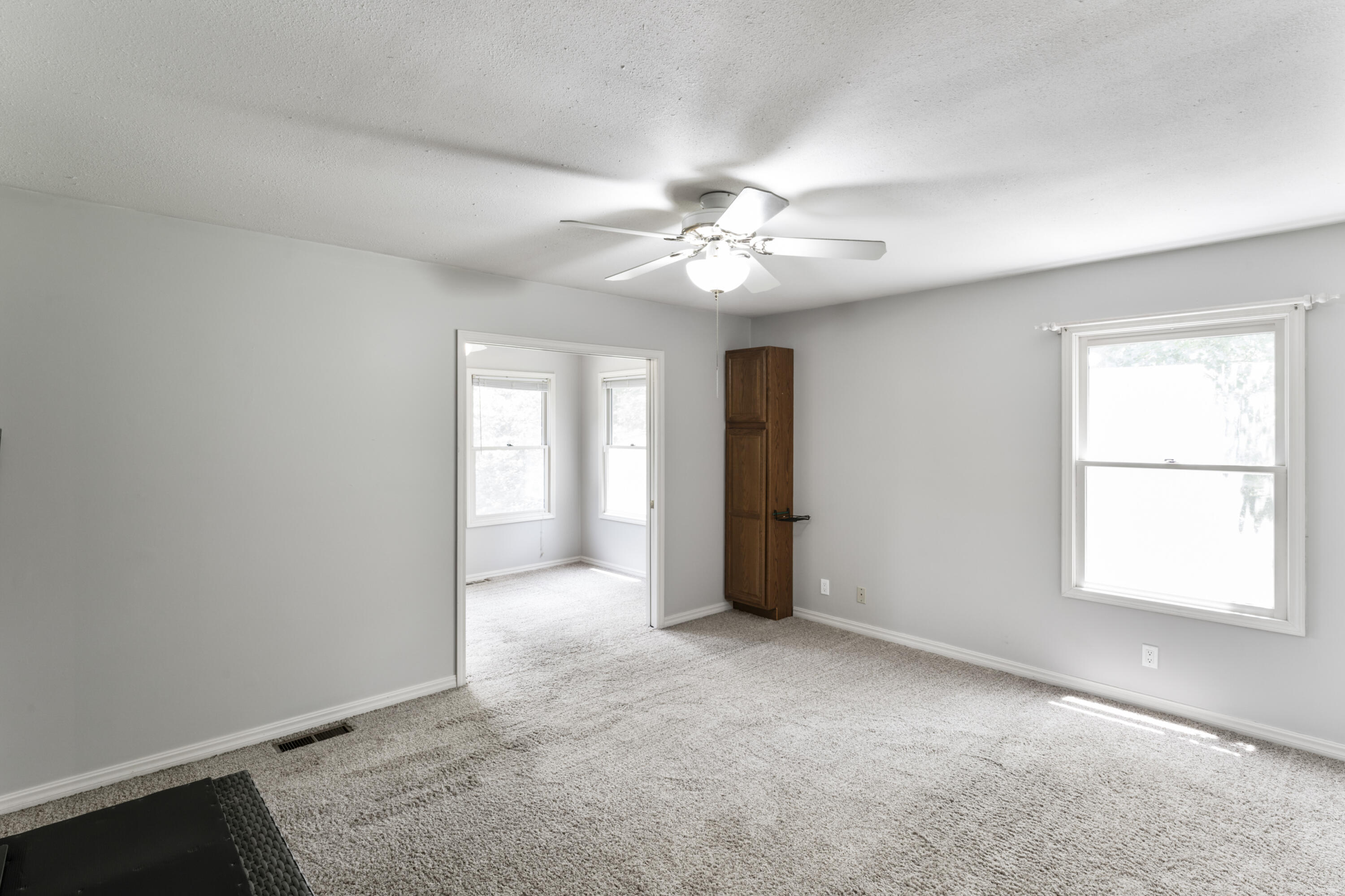 28812 Farm Road 1250 Property Photo 14