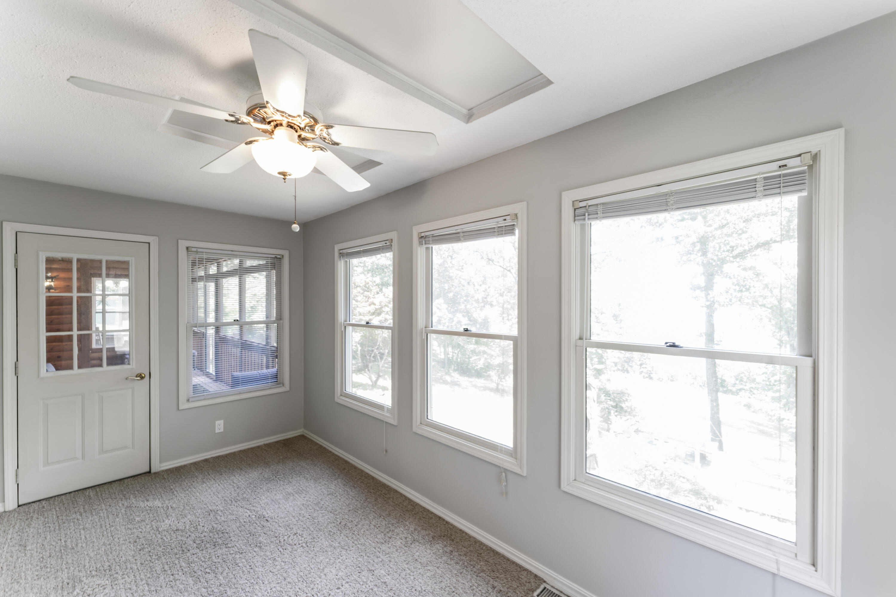 28812 Farm Road 1250 Property Photo 22
