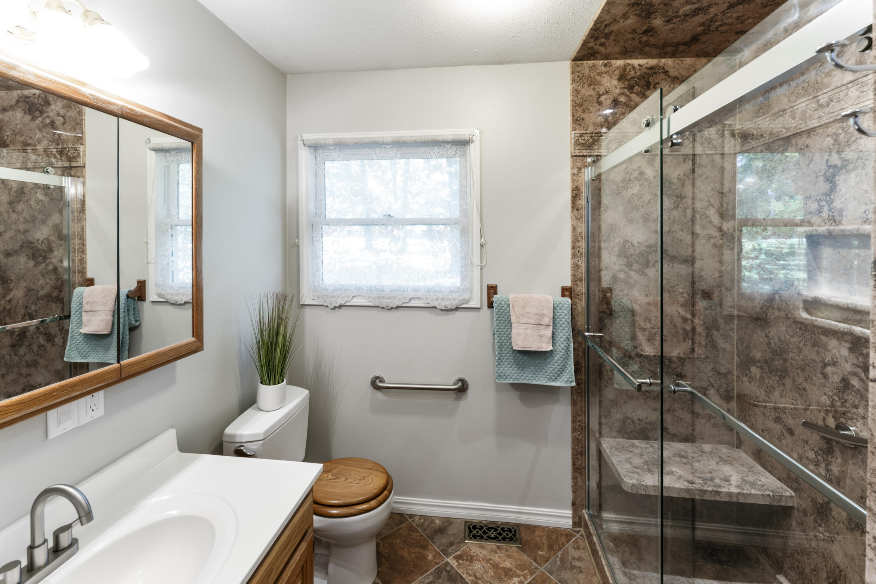 28812 Farm Road 1250 Property Photo 23