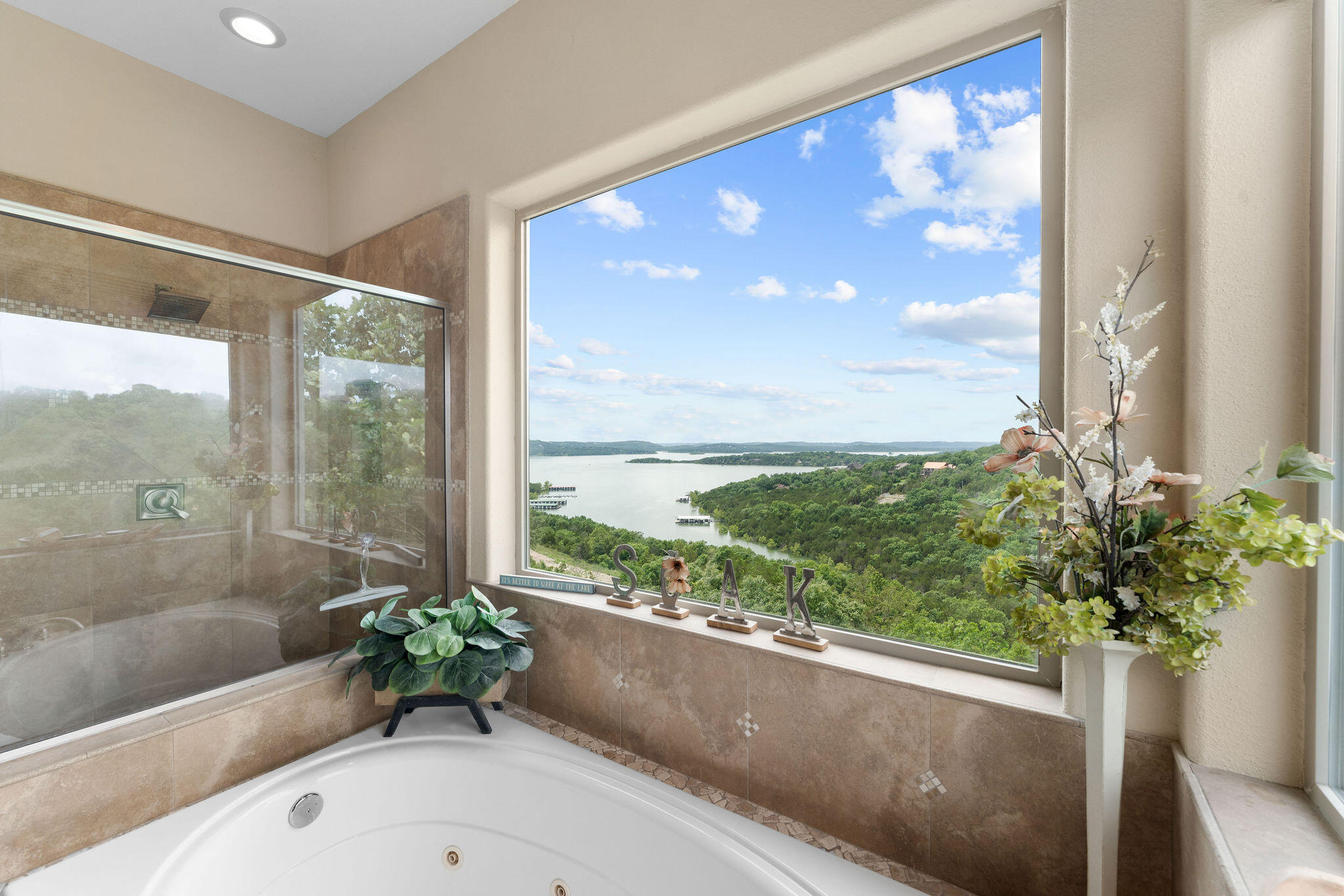 215 Split Rock Drive Property Photo 32