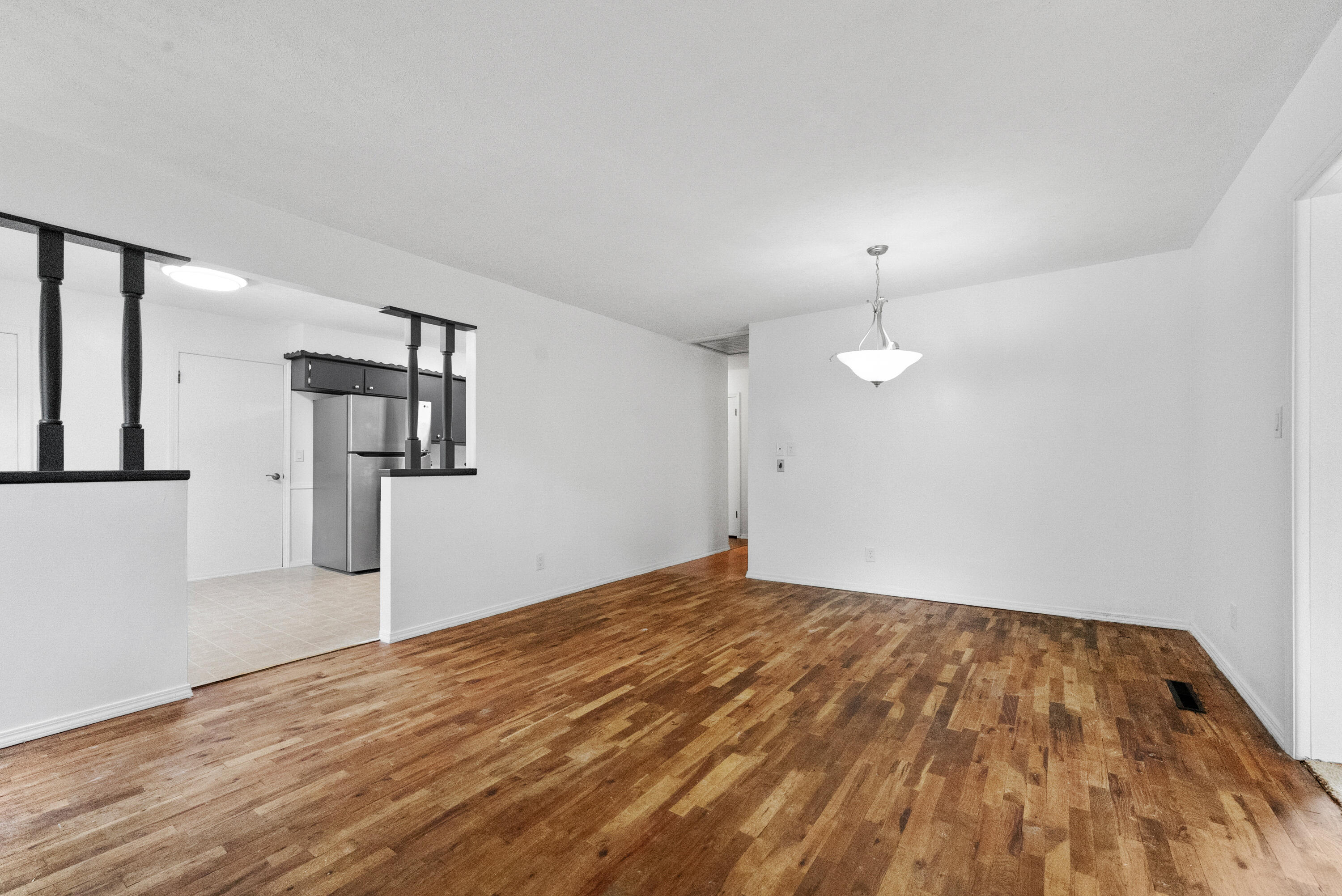 1541 East Crestview Street Property Photo 13