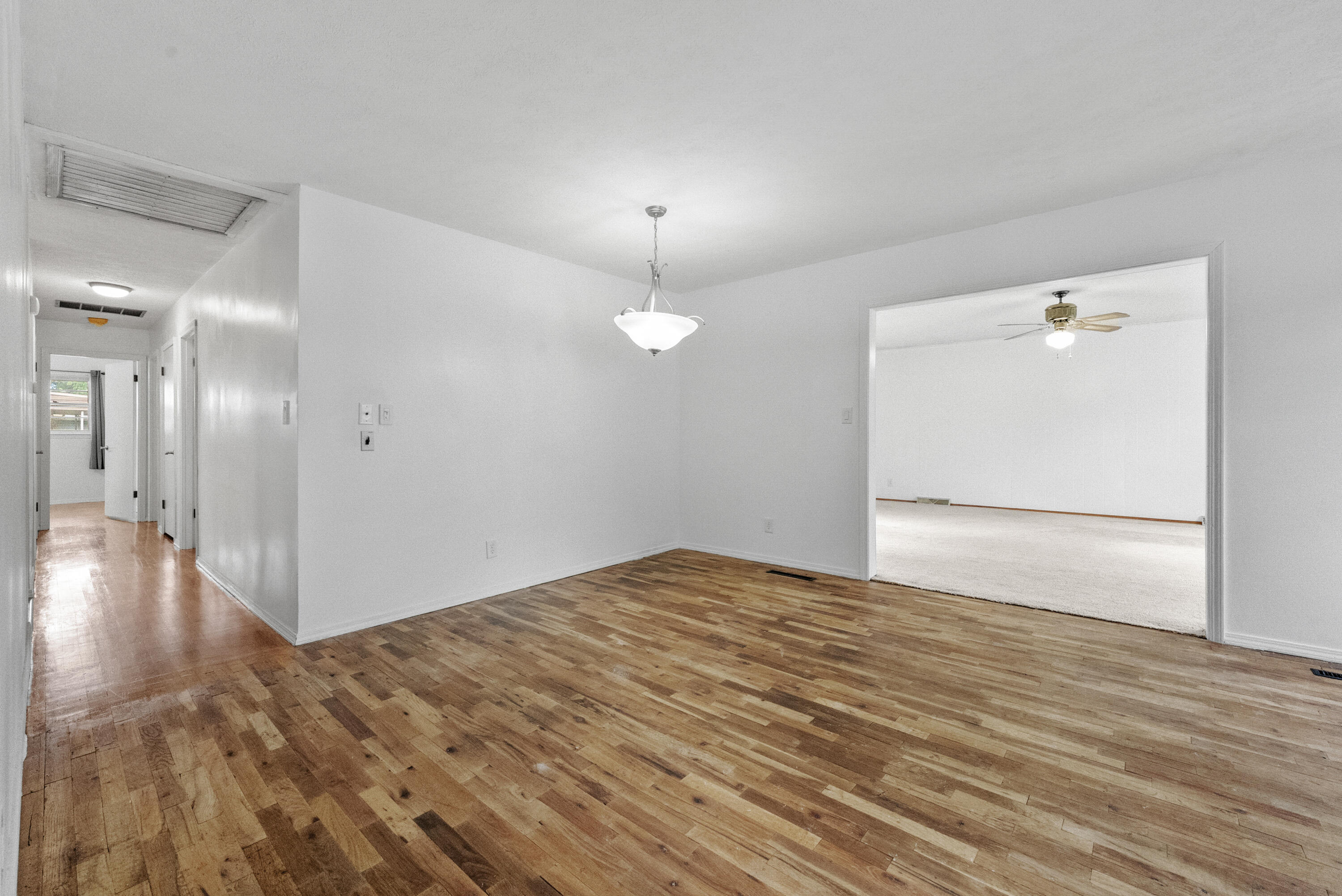 1541 East Crestview Street Property Photo 14