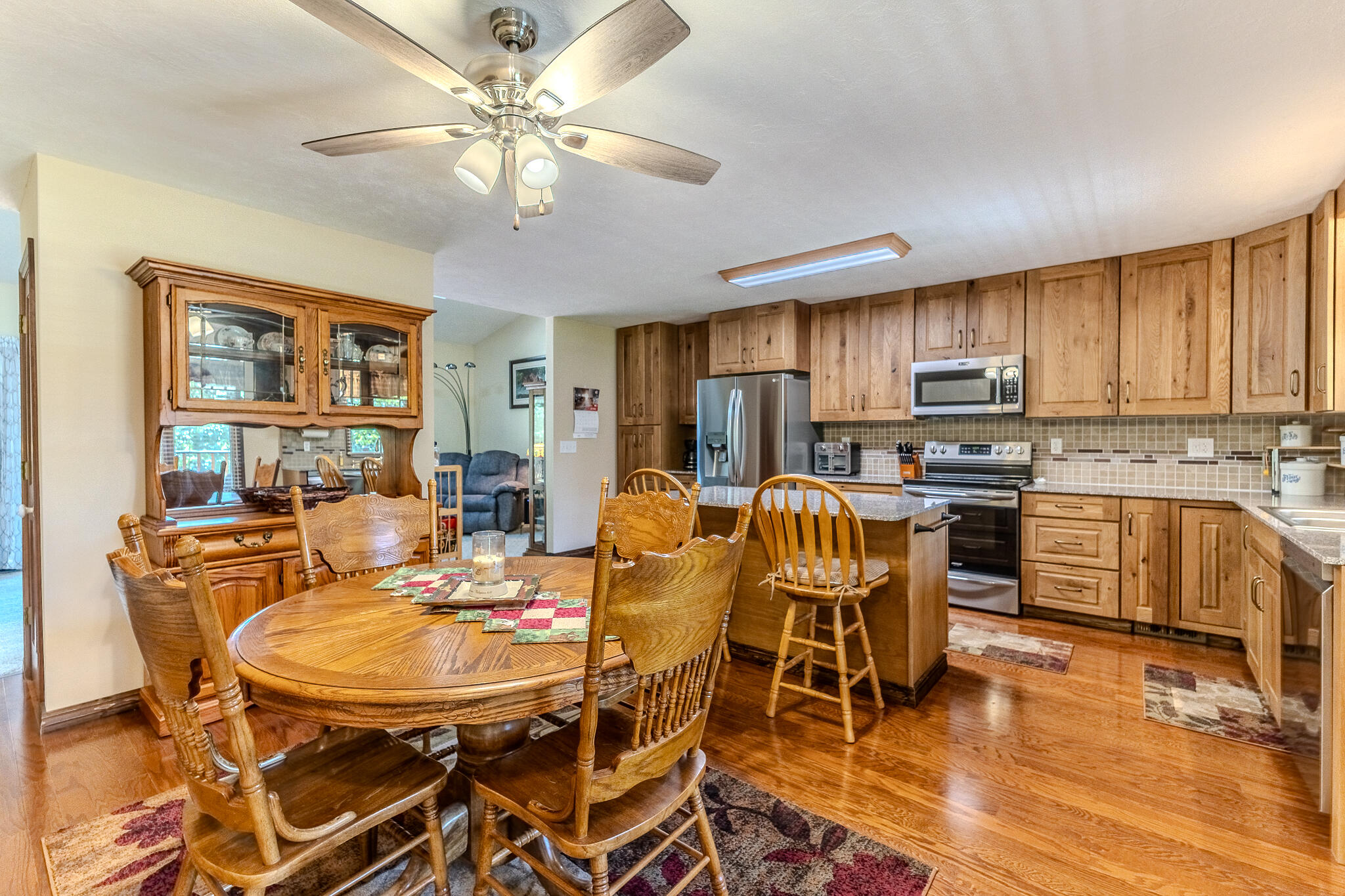 10675 State Highway Aa Property Photo 7