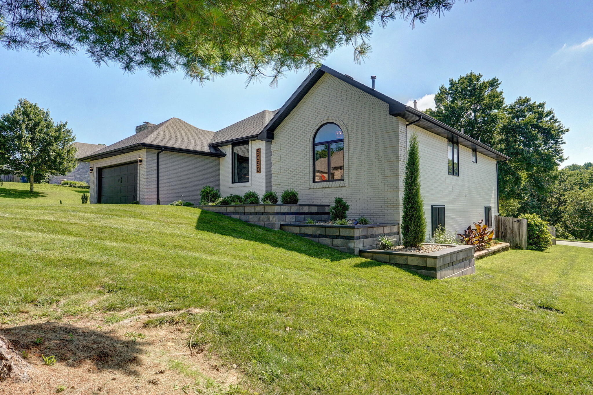 5050 Gray Fox Avenue Property Photo 2