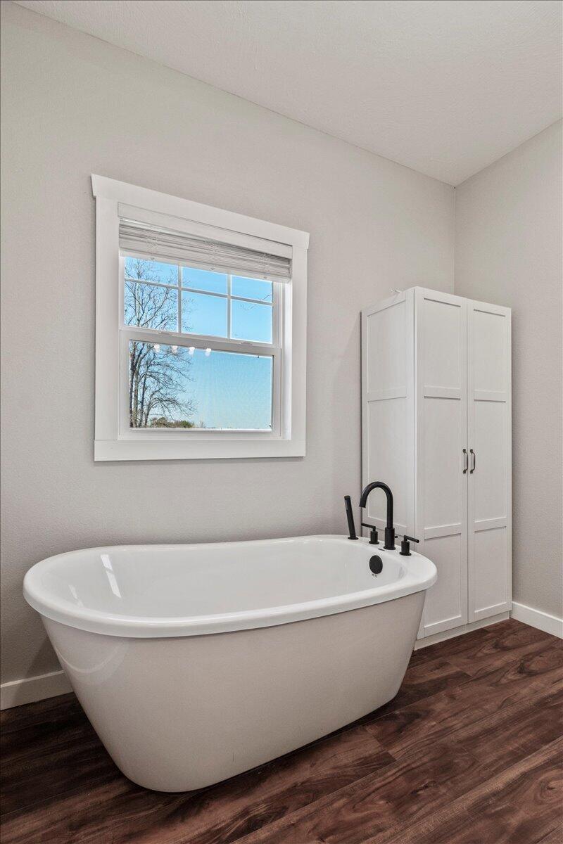 2803 Town Drive Property Photo 23