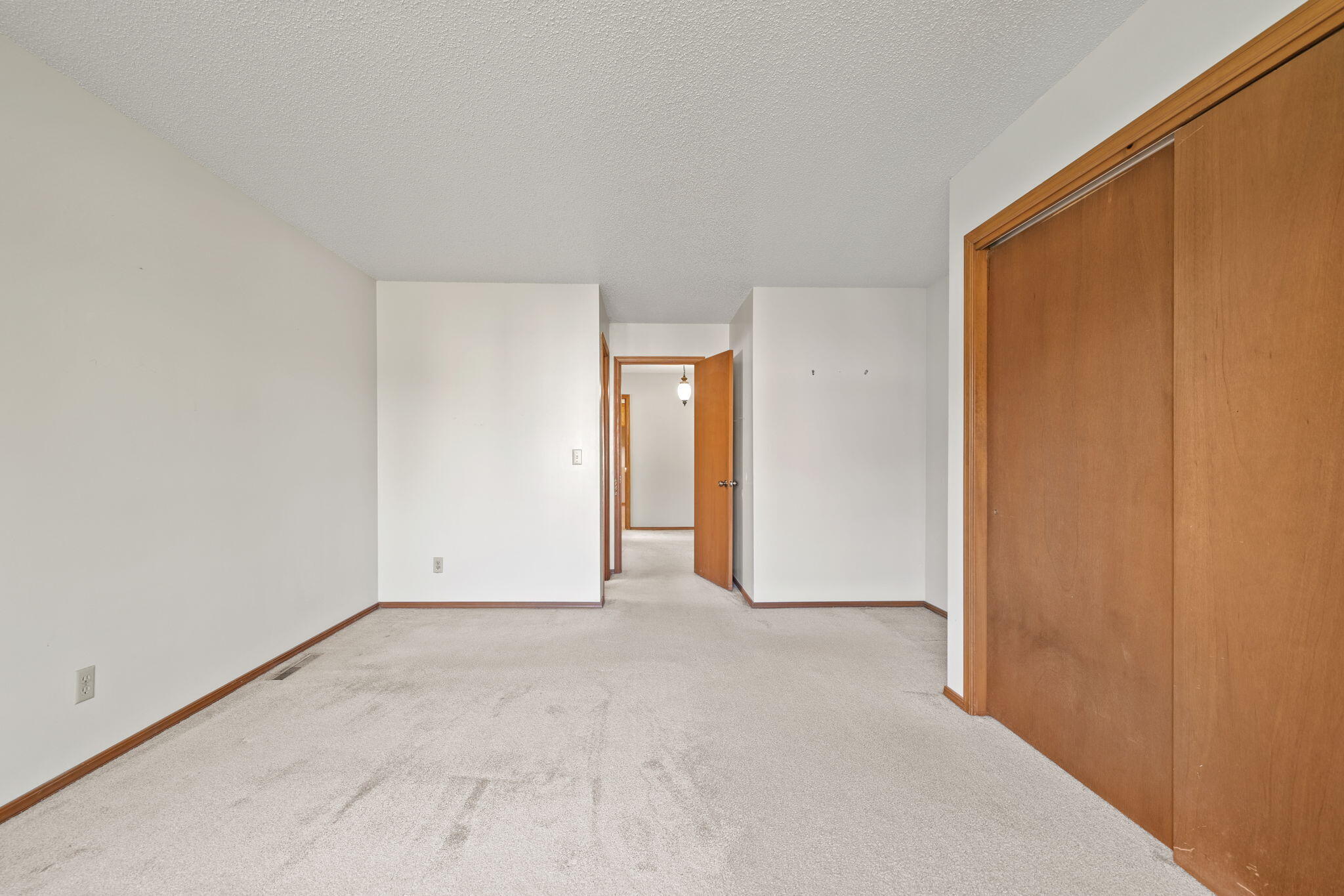 100 Sunshine Lane Property Photo 16
