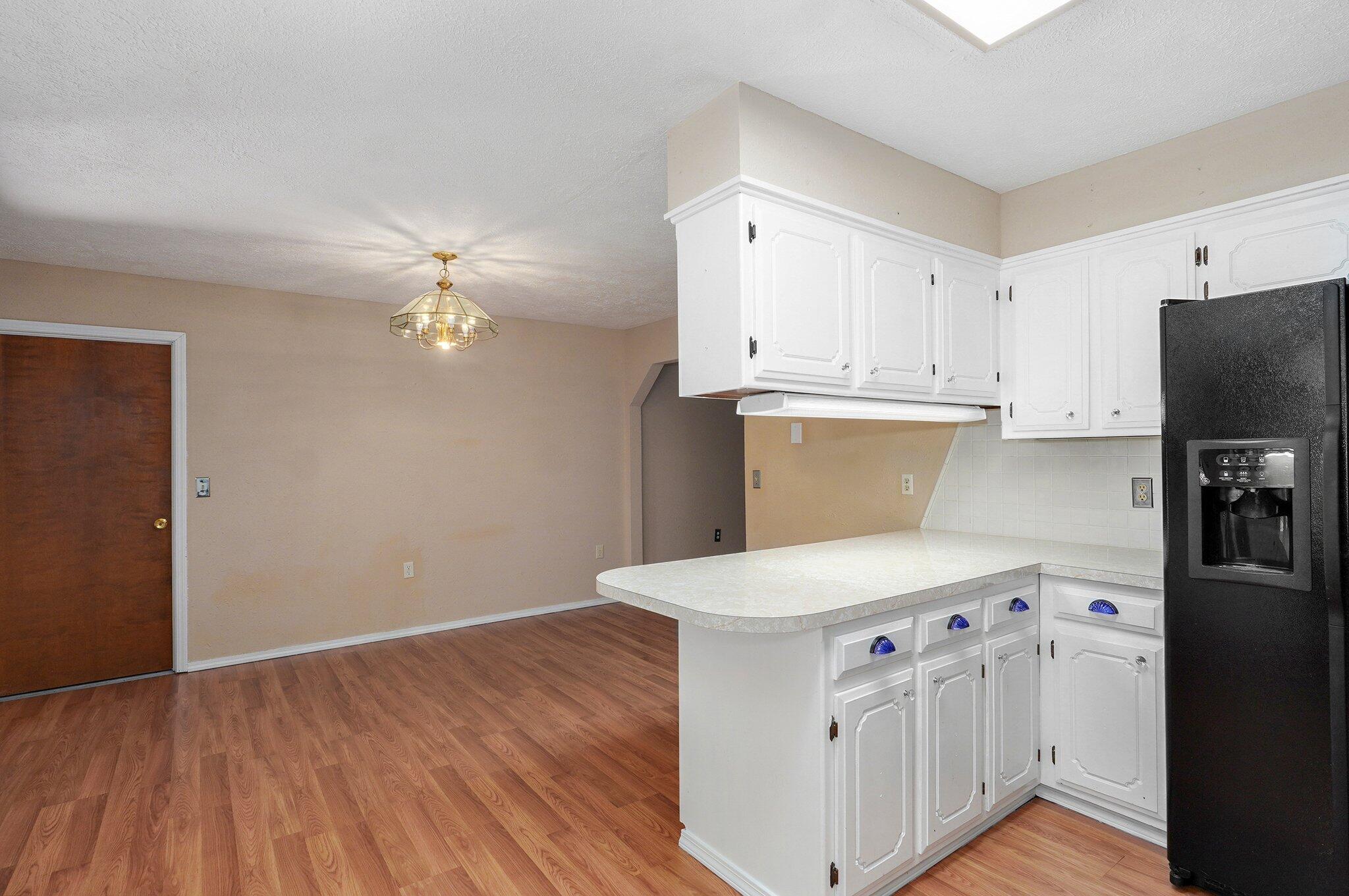 620 East Wilson Street Property Photo 12