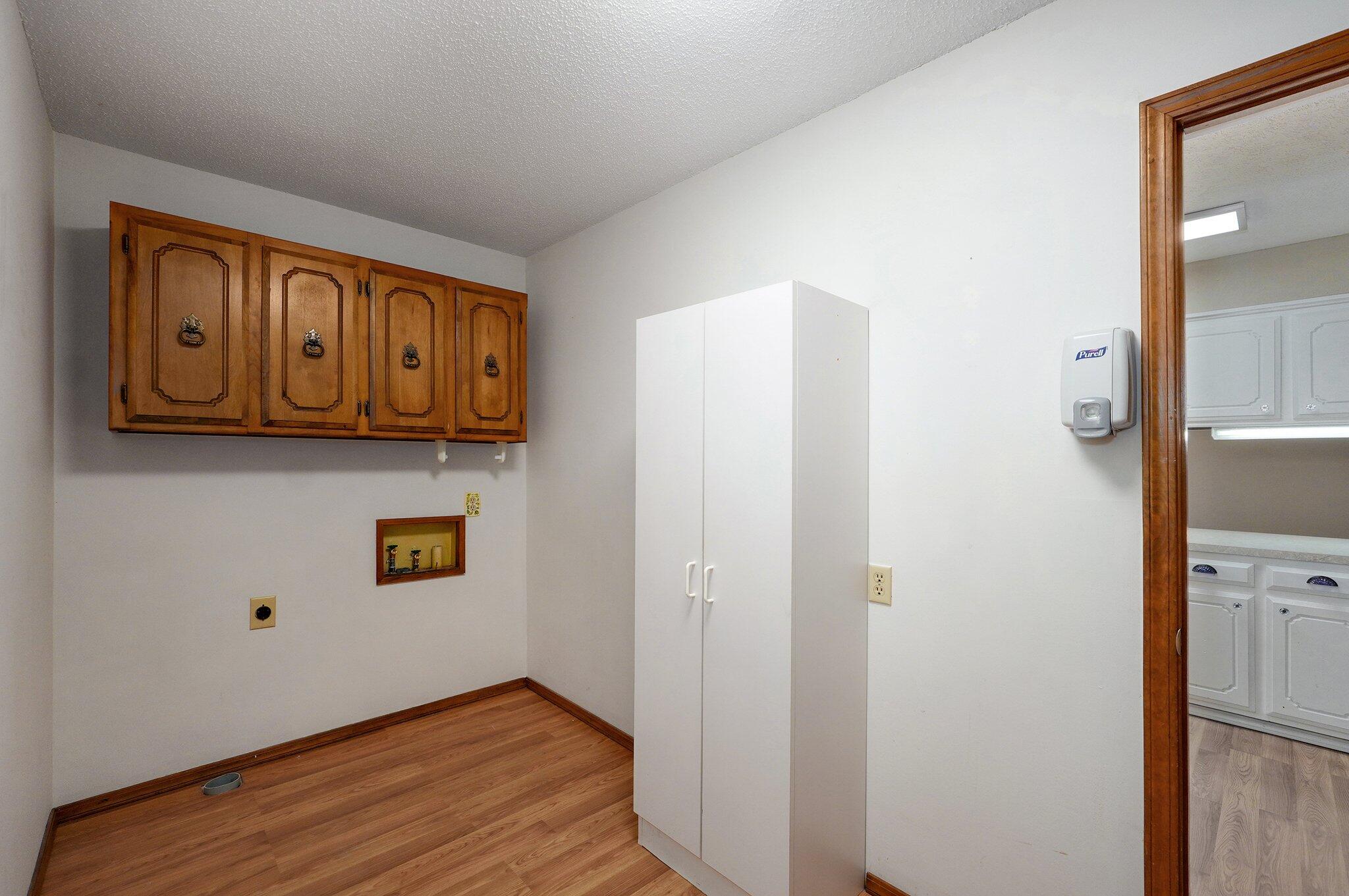 620 East Wilson Street Property Photo 13