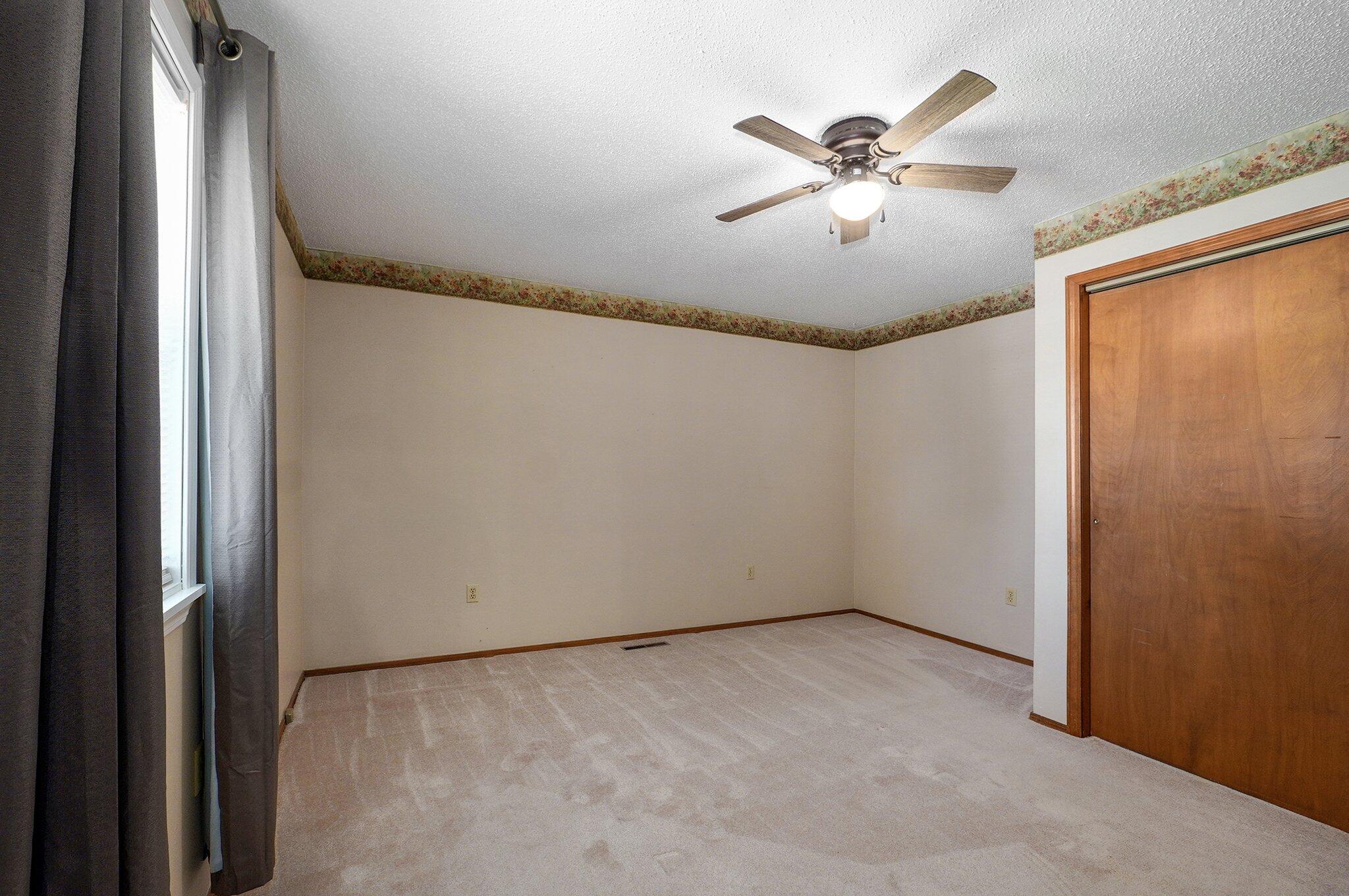 620 East Wilson Street Property Photo 18