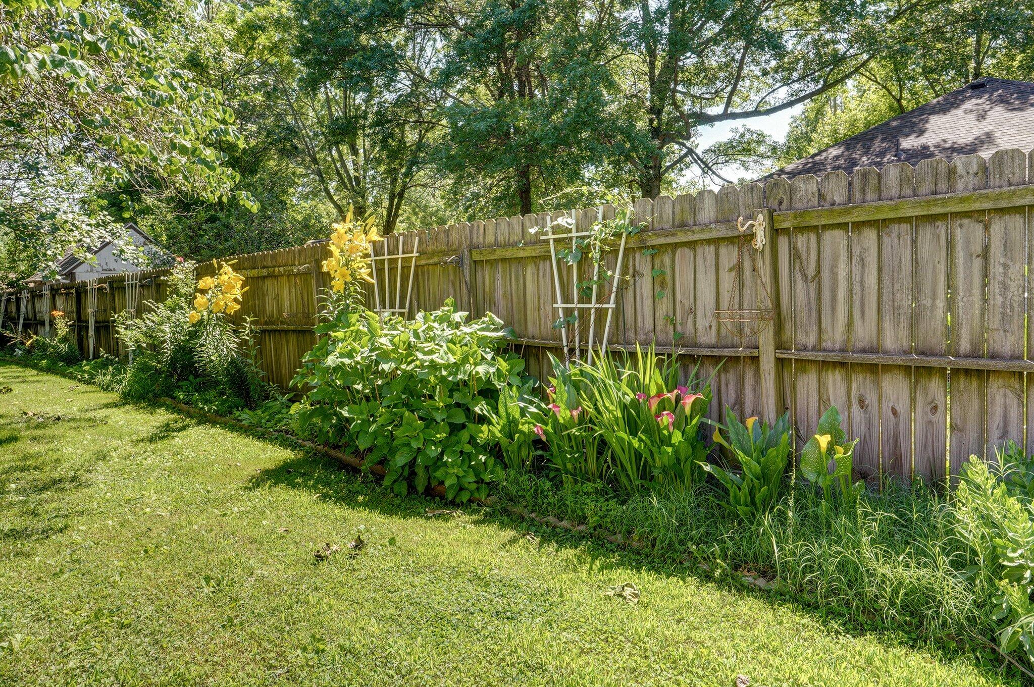 620 East Wilson Street Property Photo 29