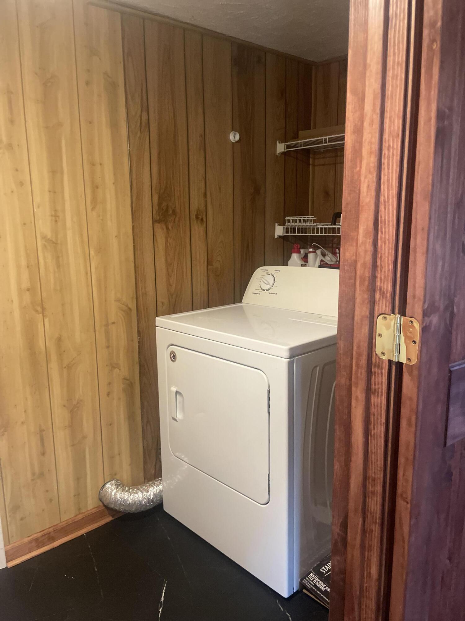 428 North Olive Street Property Photo 15