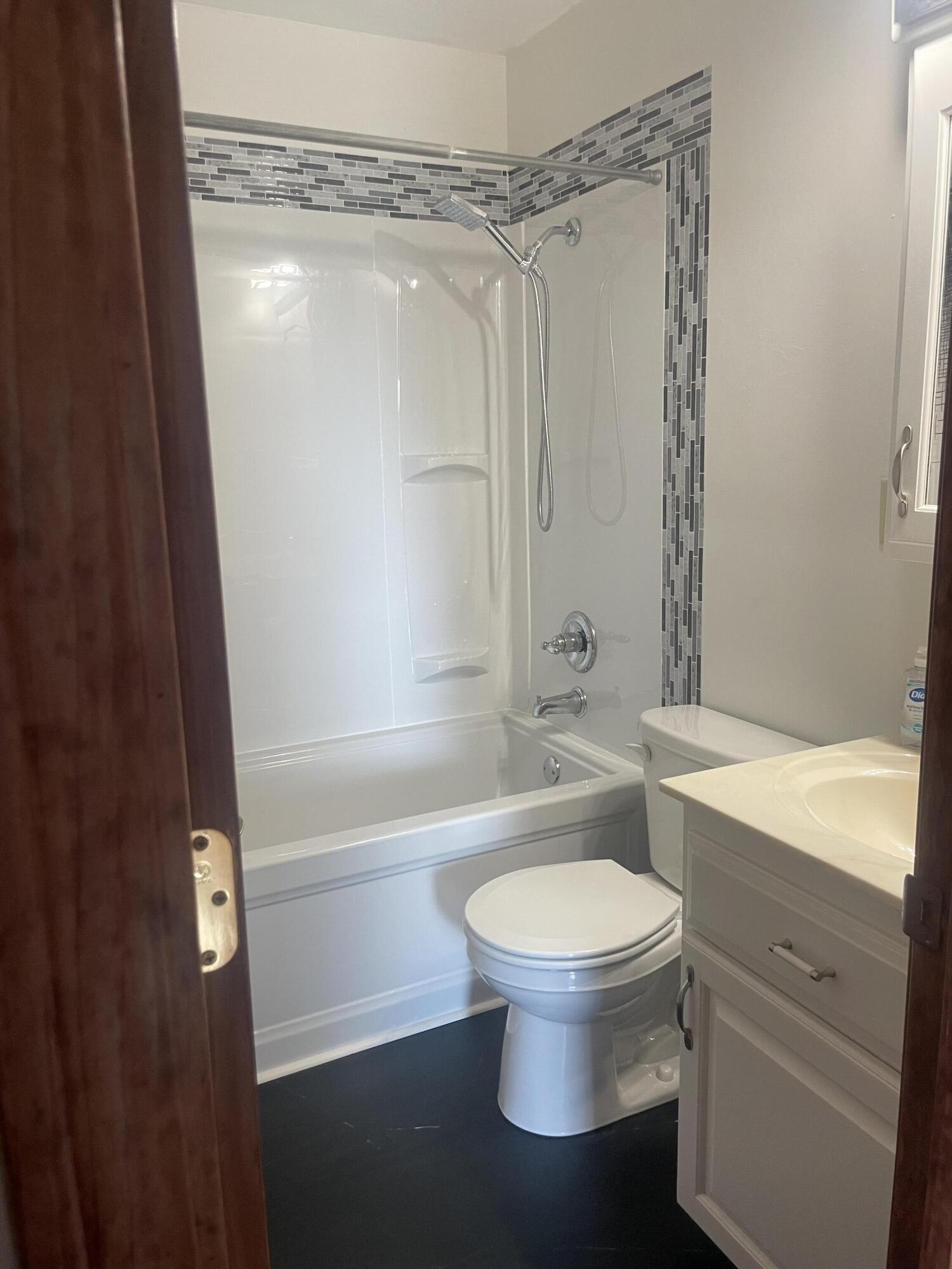 428 North Olive Street Property Photo 16