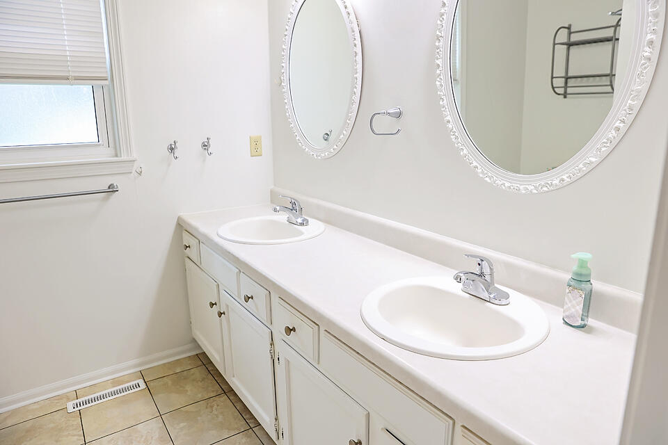 4106 South Tallyrand Avenue Property Photo 12