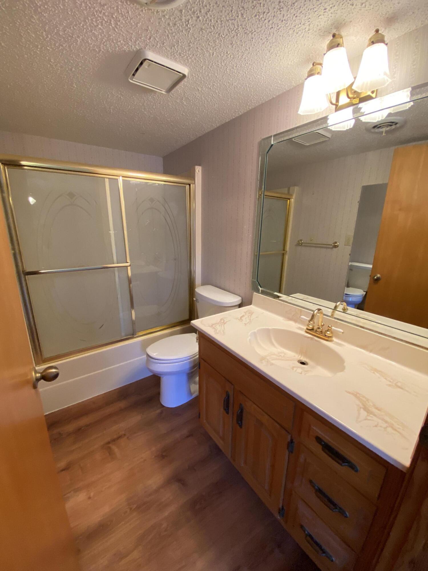 160 Wilshire Drive Property Photo 14