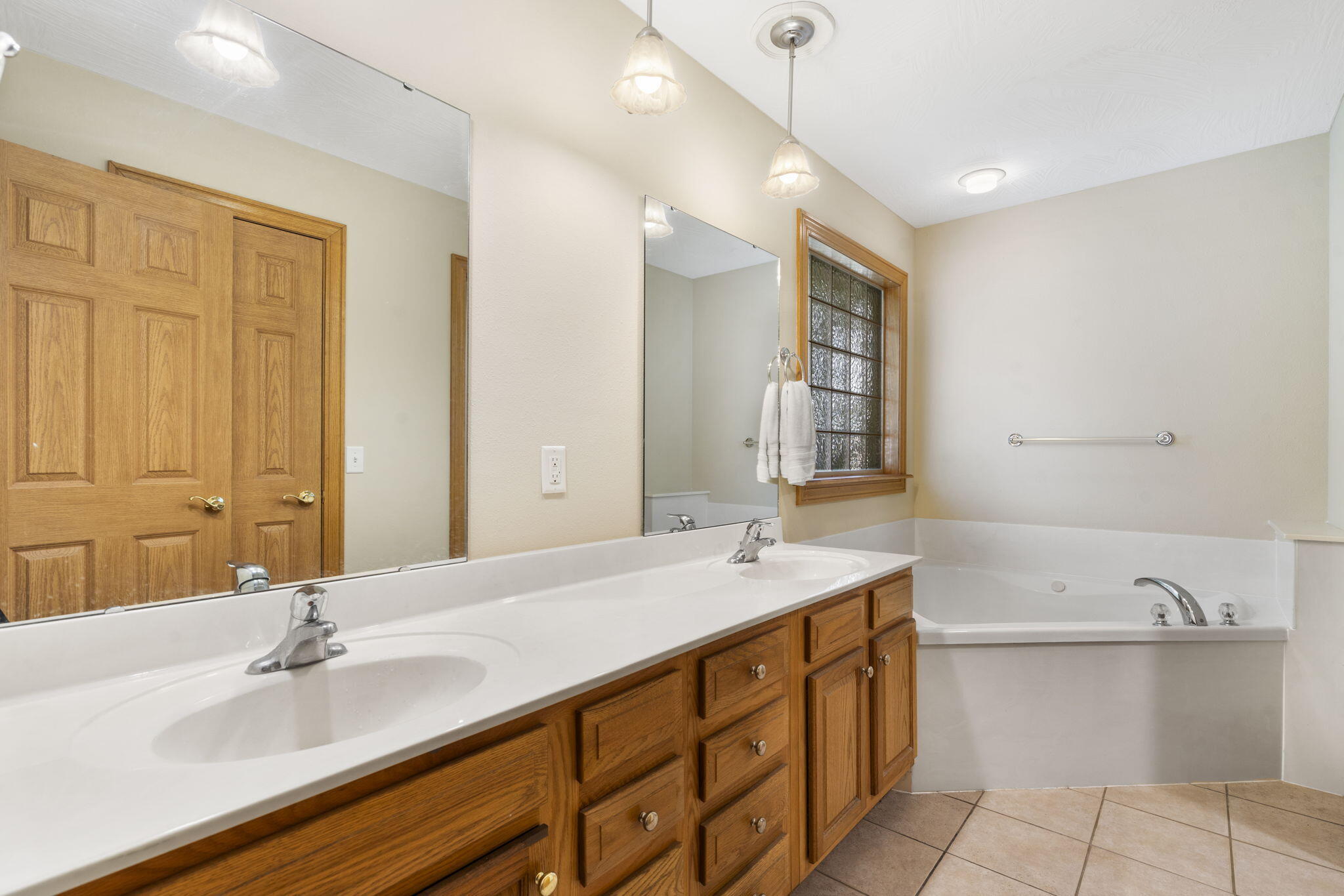 711 North Milton Drive Property Photo 16