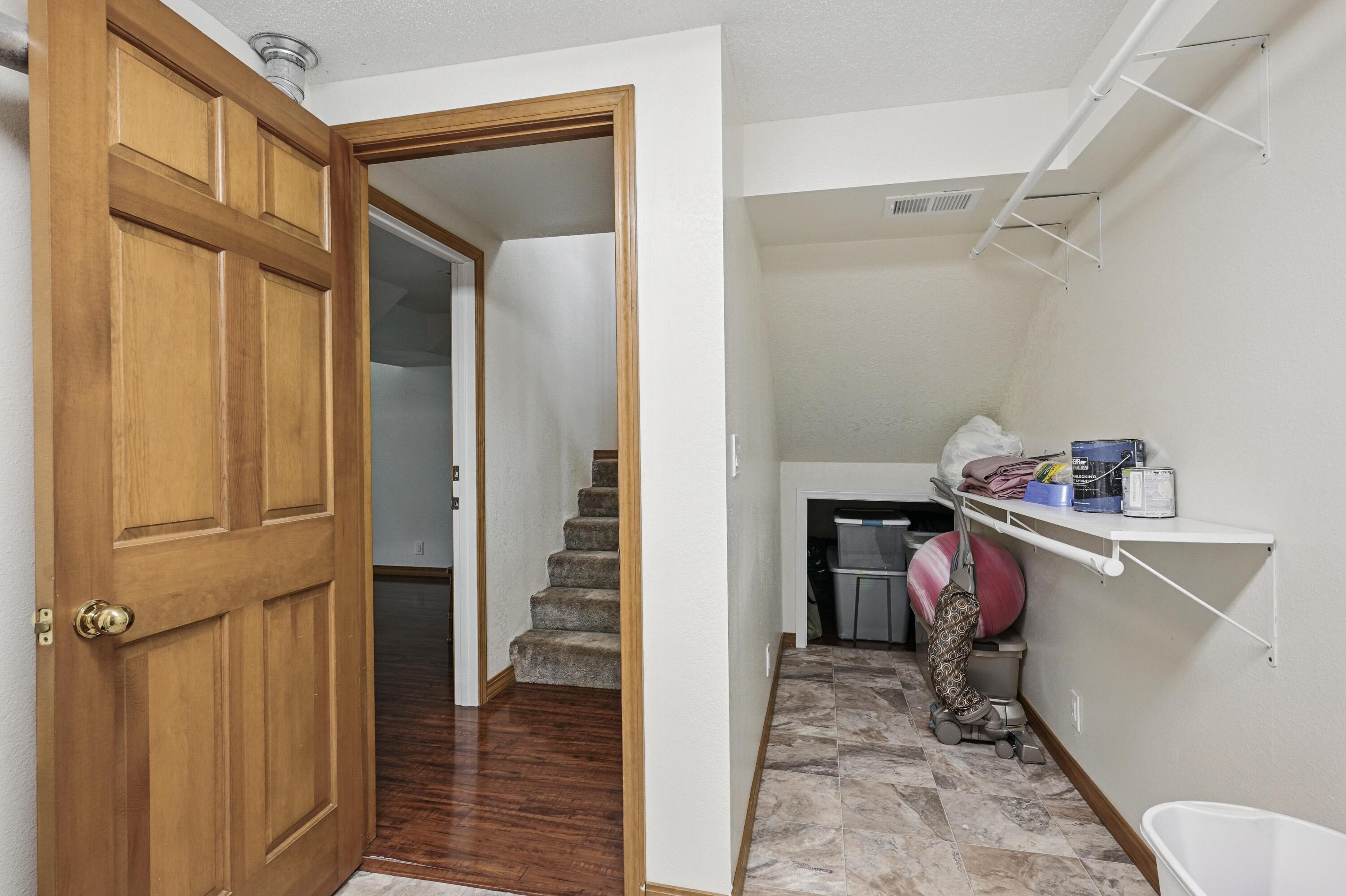 7953 County Lane 192 Property Photo 30