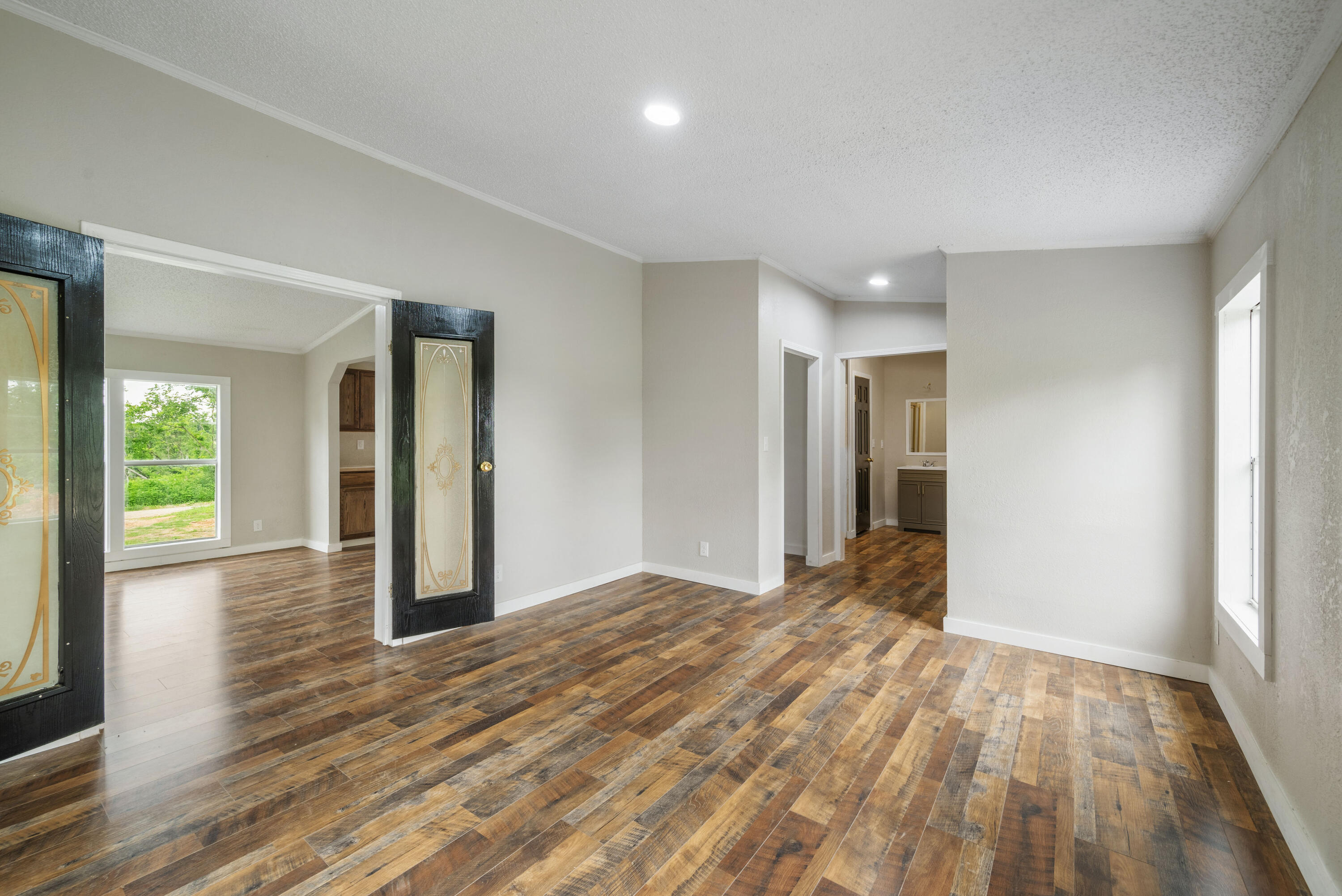 16062 Farm Road 1115 Property Photo 19