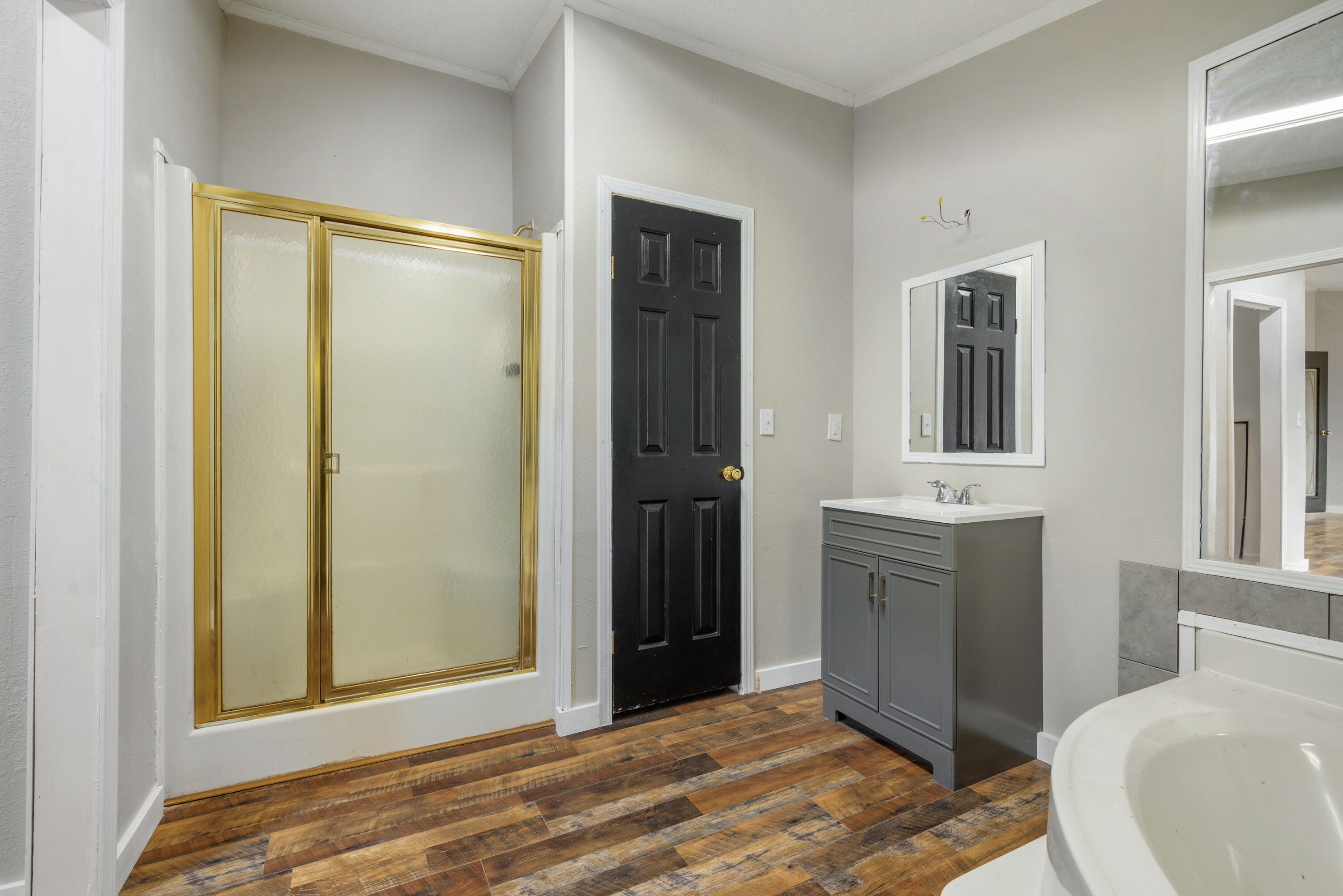 16062 Farm Road 1115 Property Photo 24