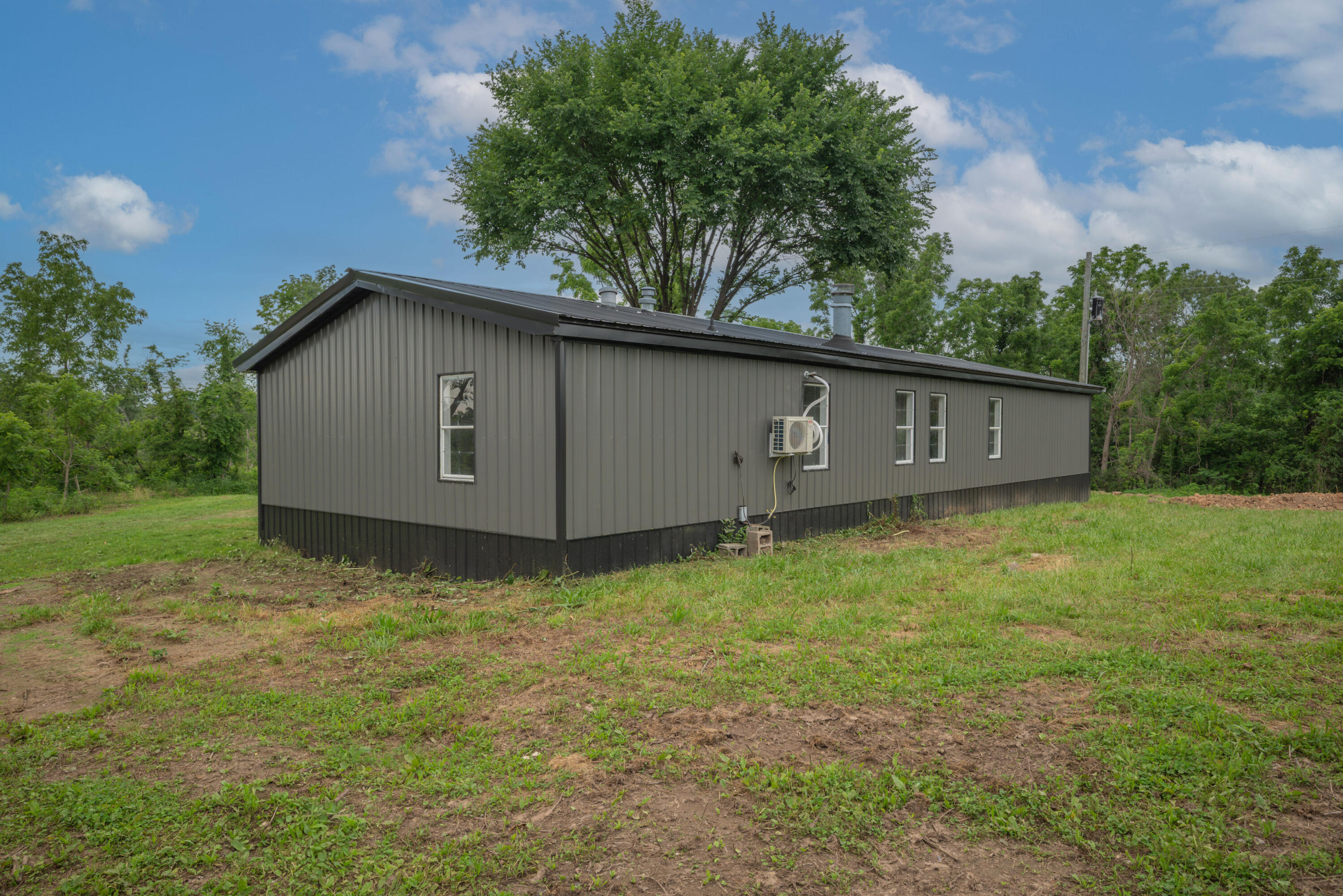 16062 Farm Road 1115 Property Photo 40