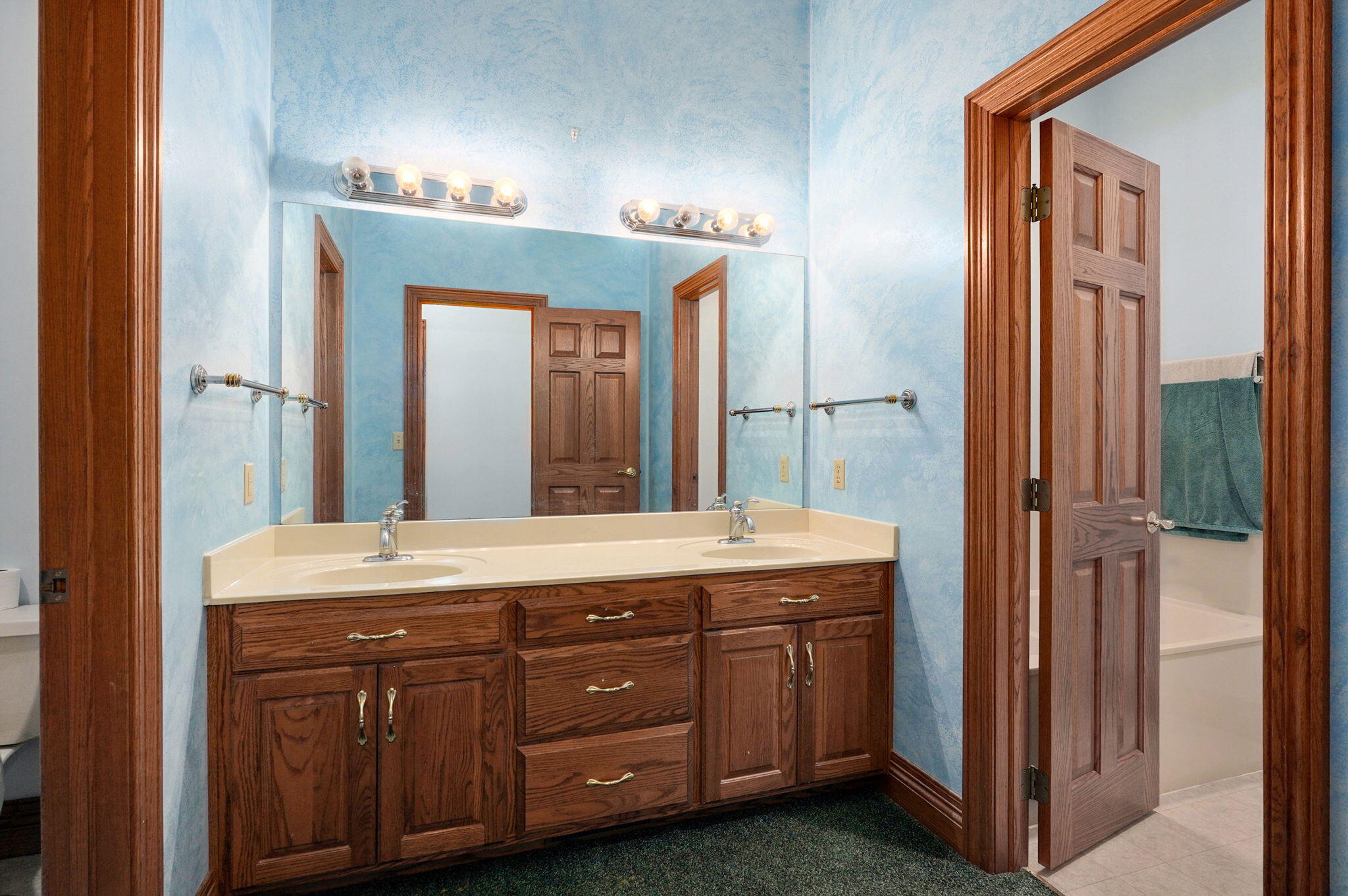 9215 West Farm Road 94 Property Photo 23