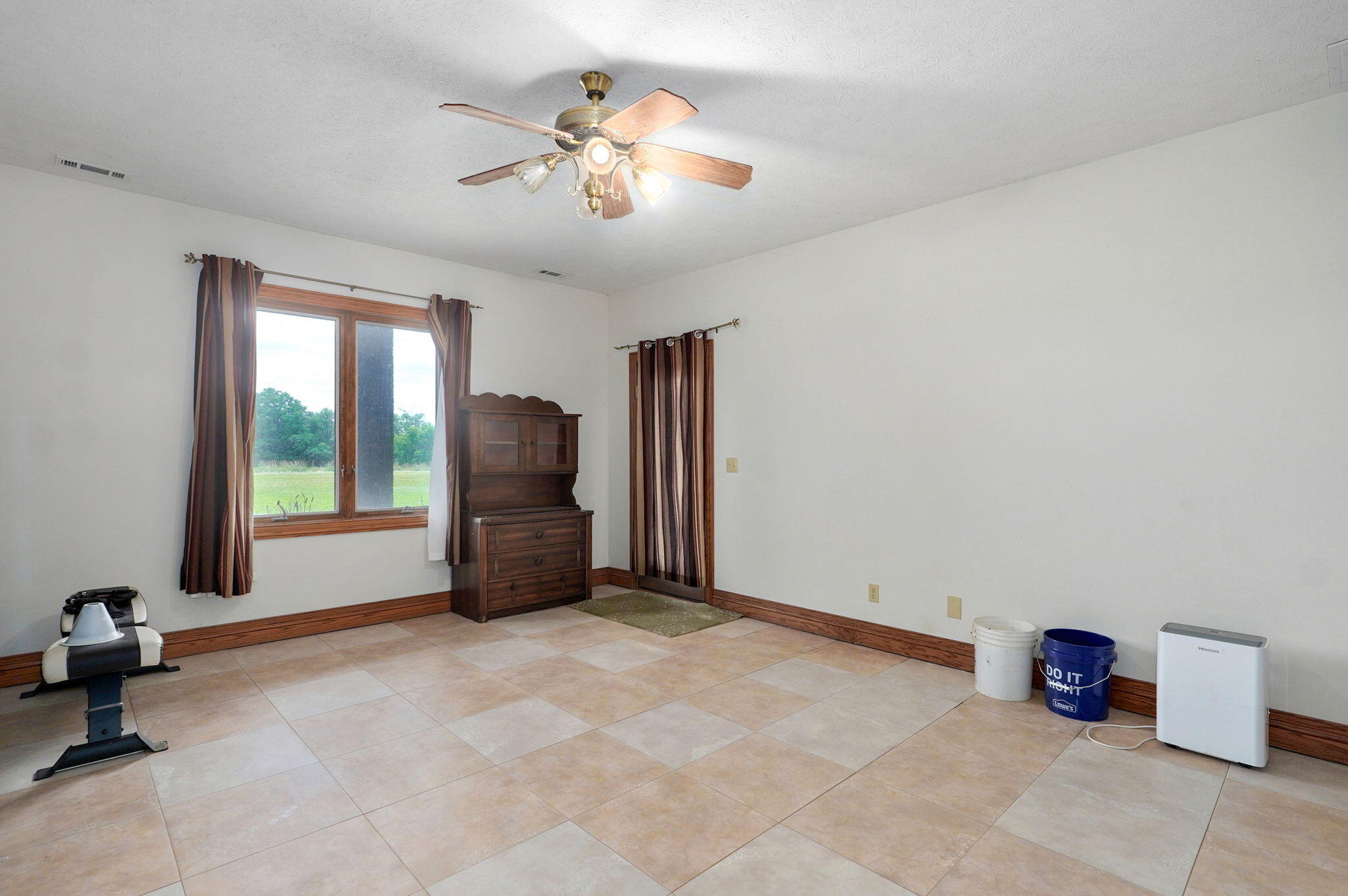 9215 West Farm Road 94 Property Photo 39