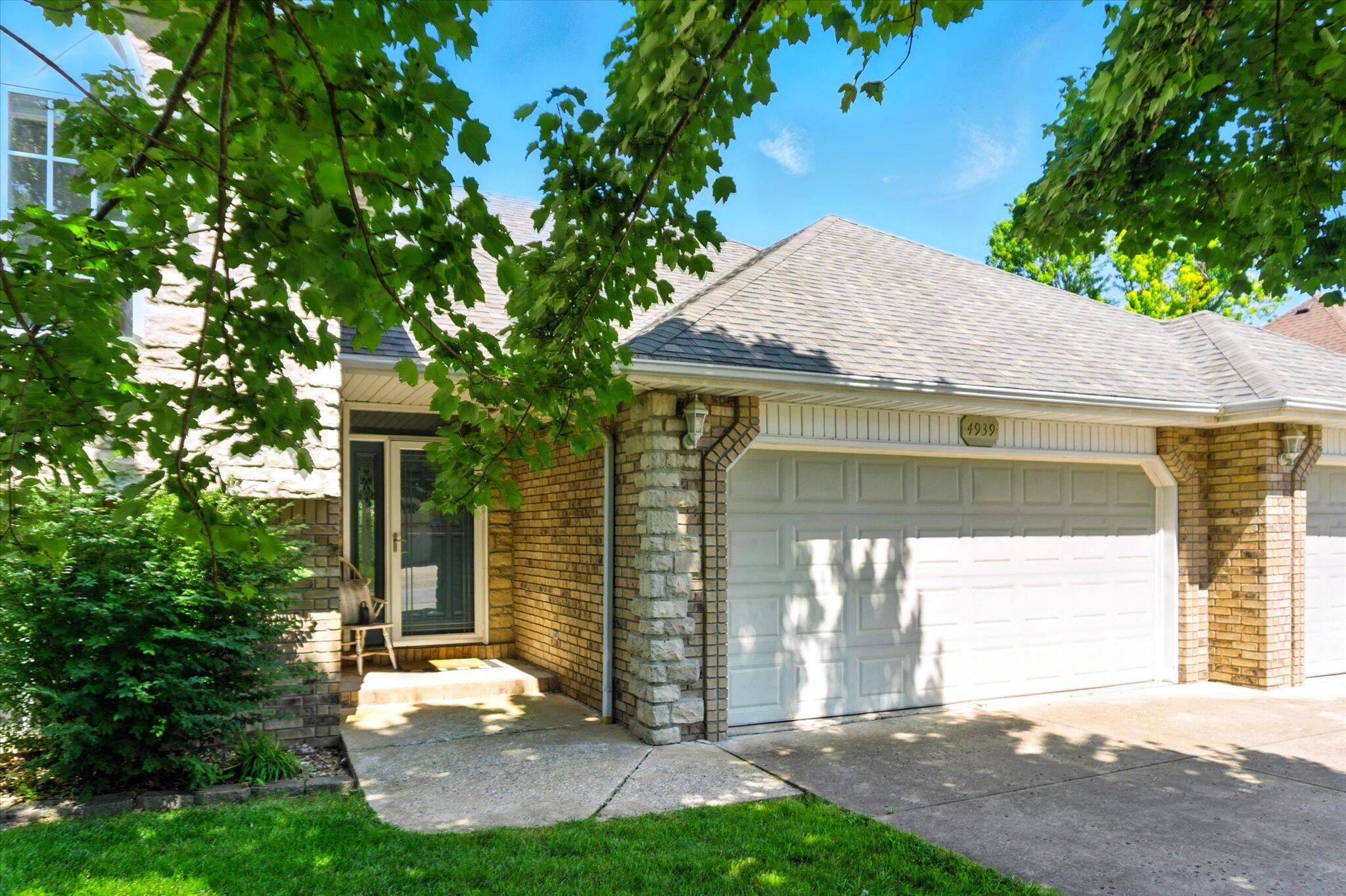 4939 South Prairie View Avenue Property Photo 9